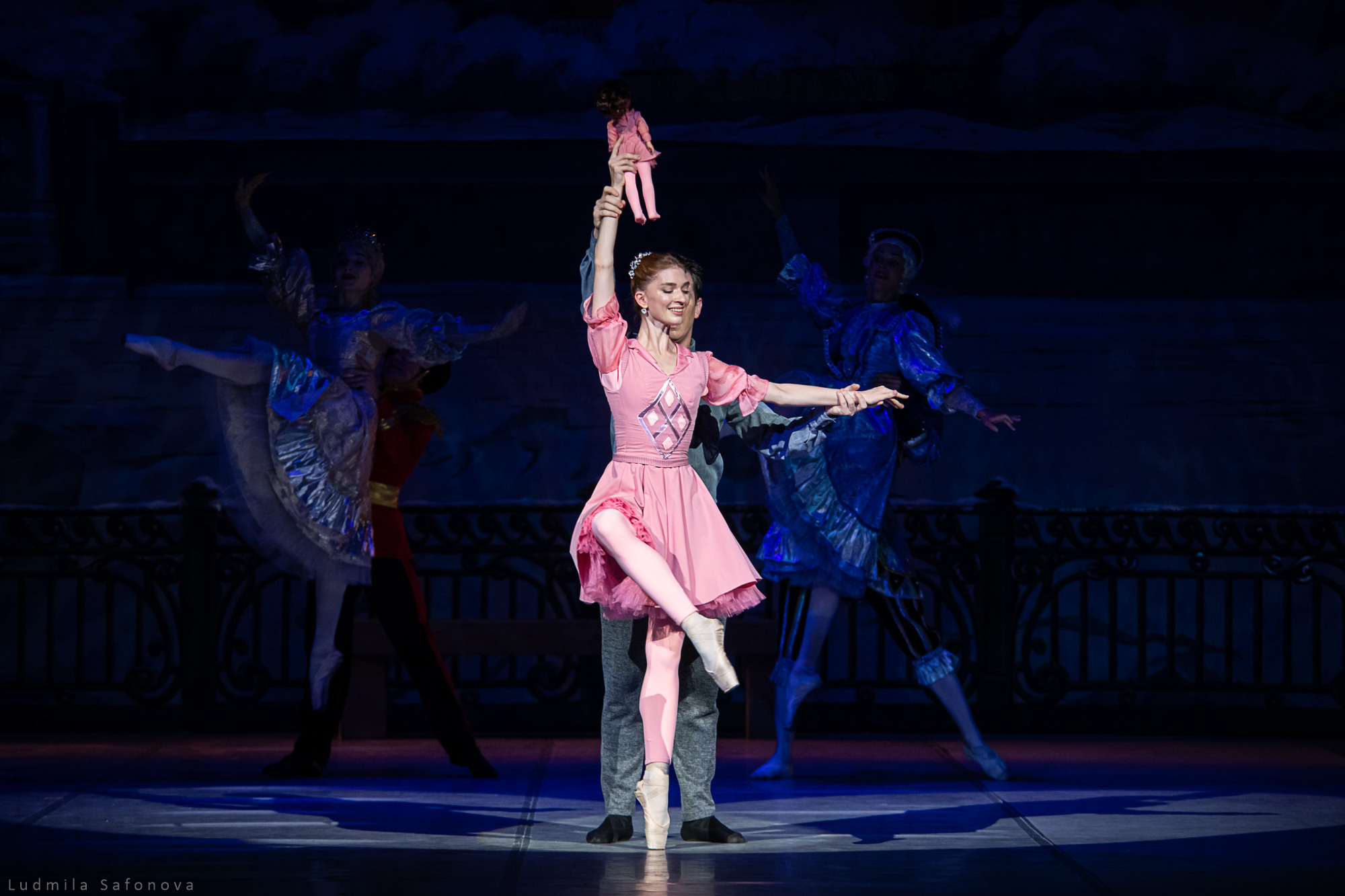 Продавец игрушек. Воронежский ГТОБ. Lucytheatre