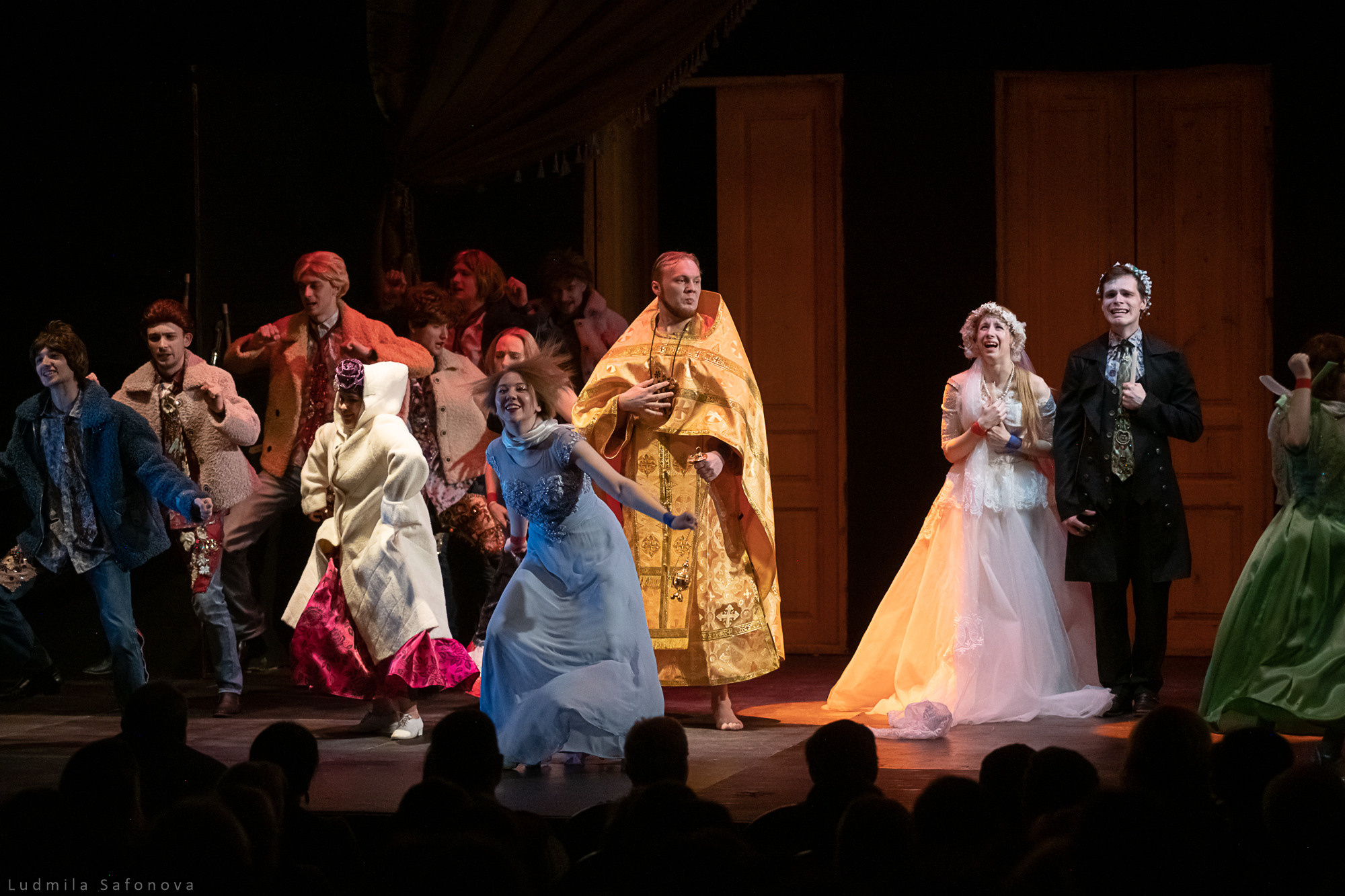 Анна Каренина. Коляда-театр. Lucytheatre