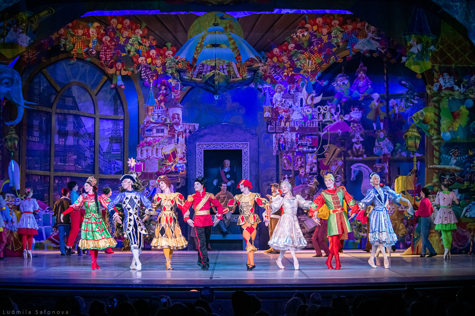 Продавец игрушек. Воронежский ГТОБ. Lucytheatre