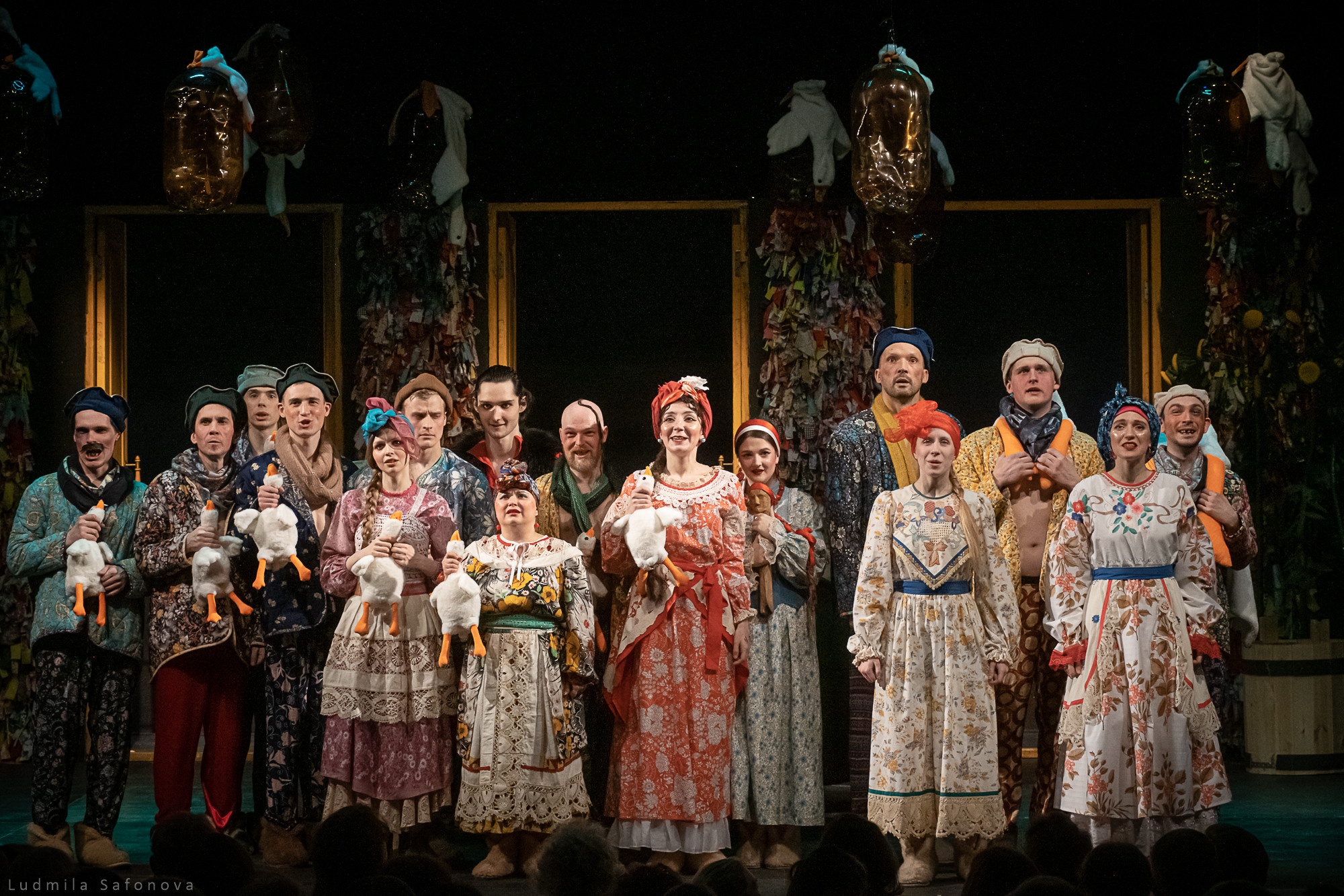 Сорочинская ярмарка. Коляда-театр. Lucytheatre