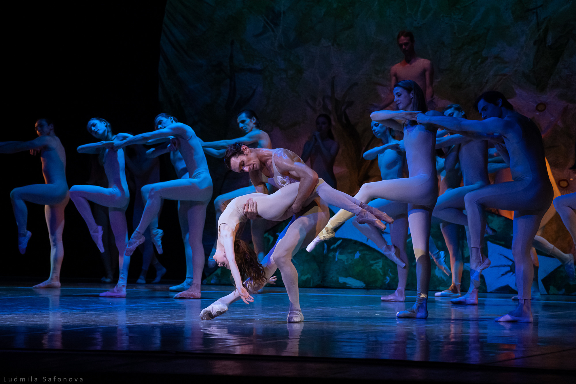 Сотворение мира. ГАТКБ под руководством Касаткиной и Василёва. Lucytheatre