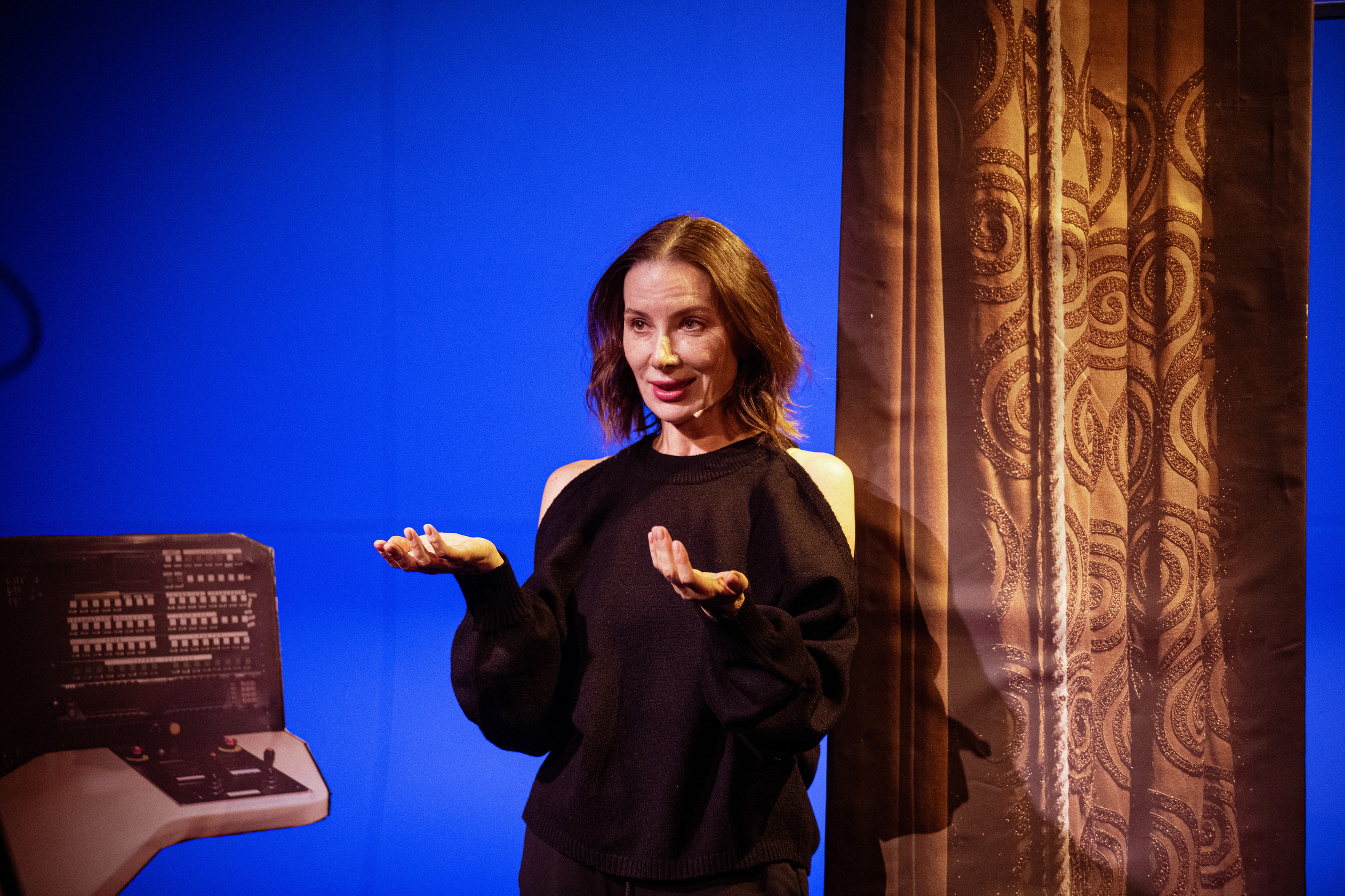 Занавес. МХТ им. Чехова. Lucytheatre