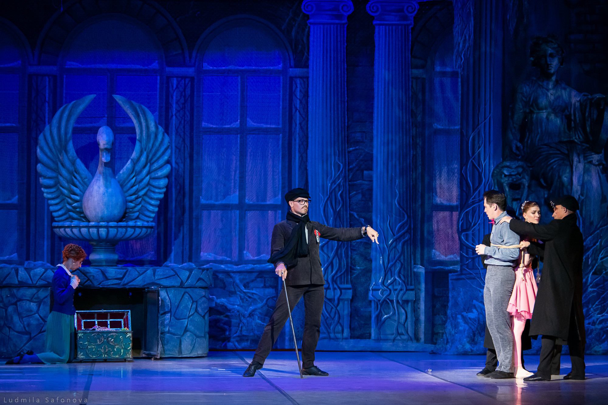 Продавец игрушек. Воронежский ГТОБ. Lucytheatre