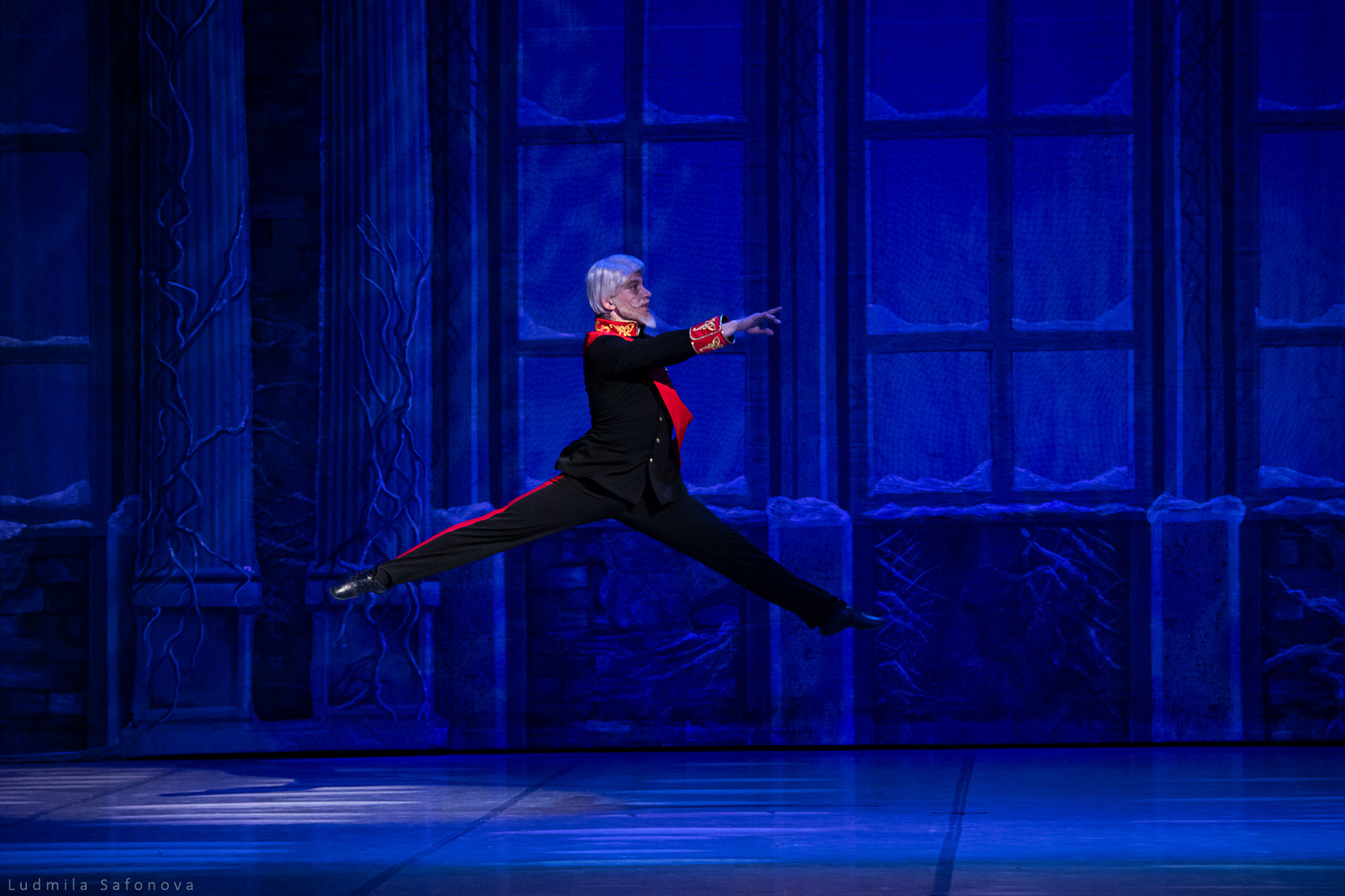 Продавец игрушек. Воронежский ГТОБ. Lucytheatre