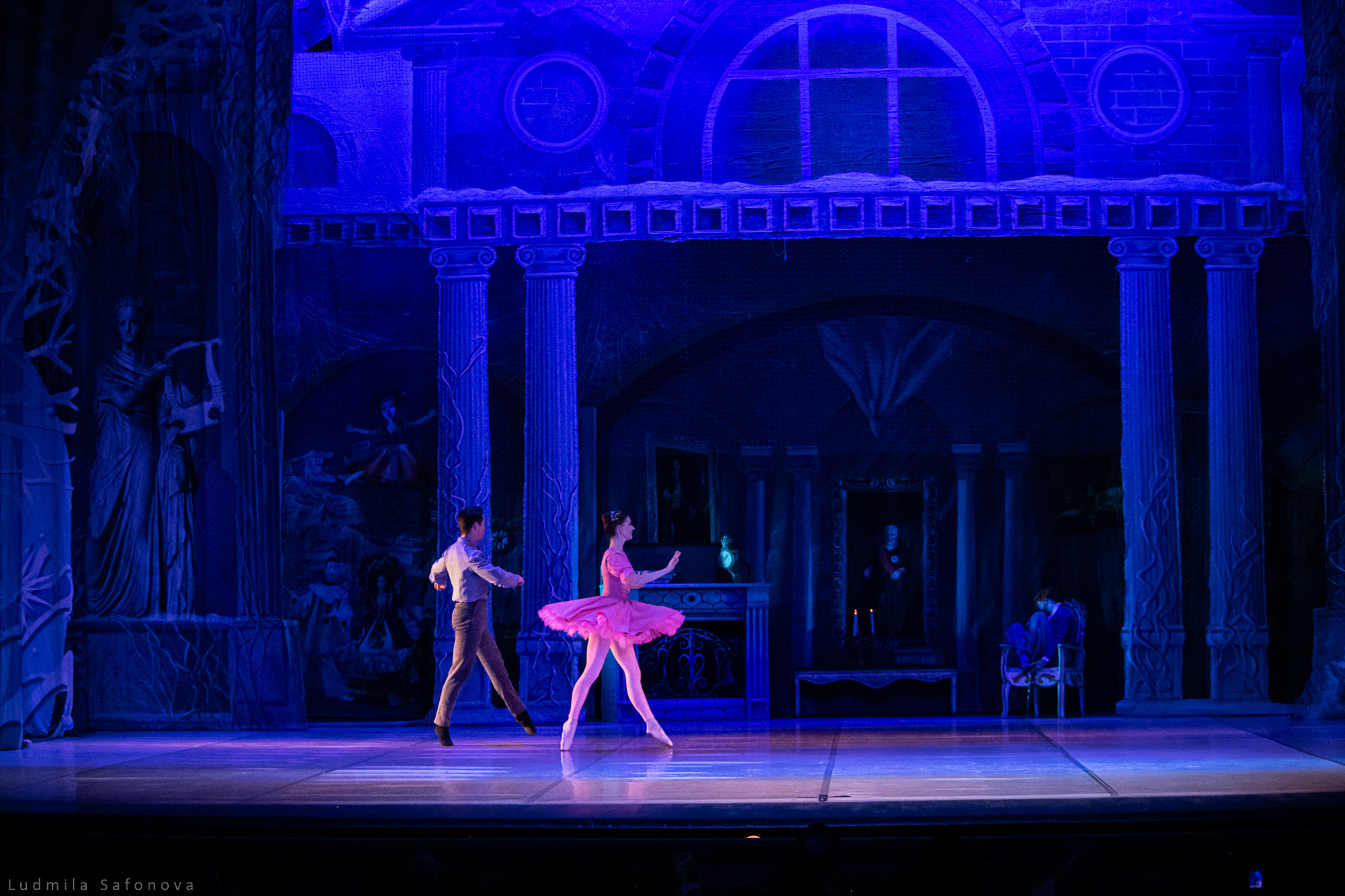 Продавец игрушек. Воронежский ГТОБ. Lucytheatre