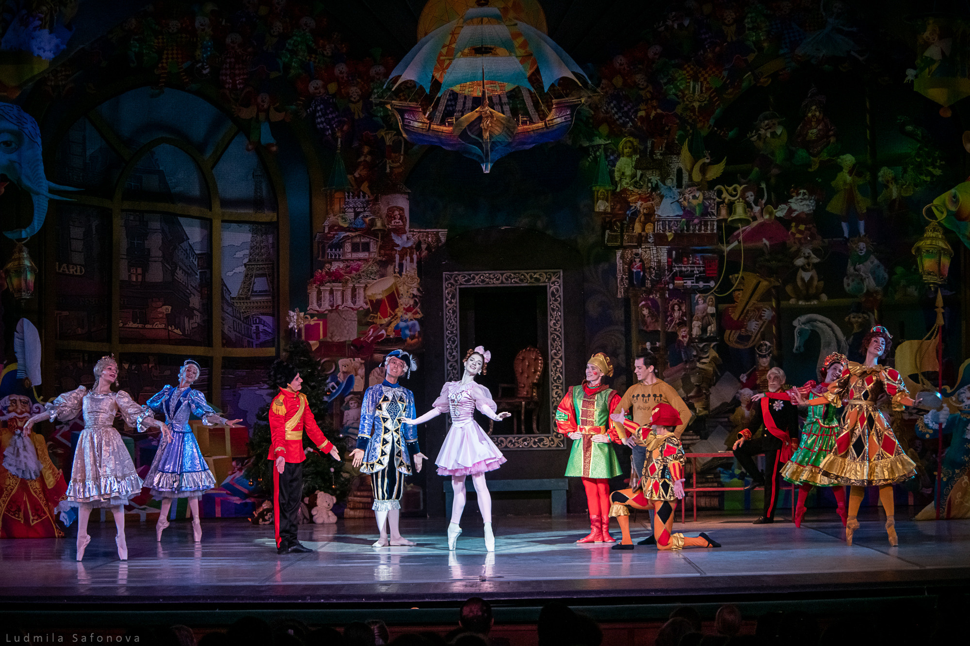 Продавец игрушек. Воронежский ГТОБ. Lucytheatre