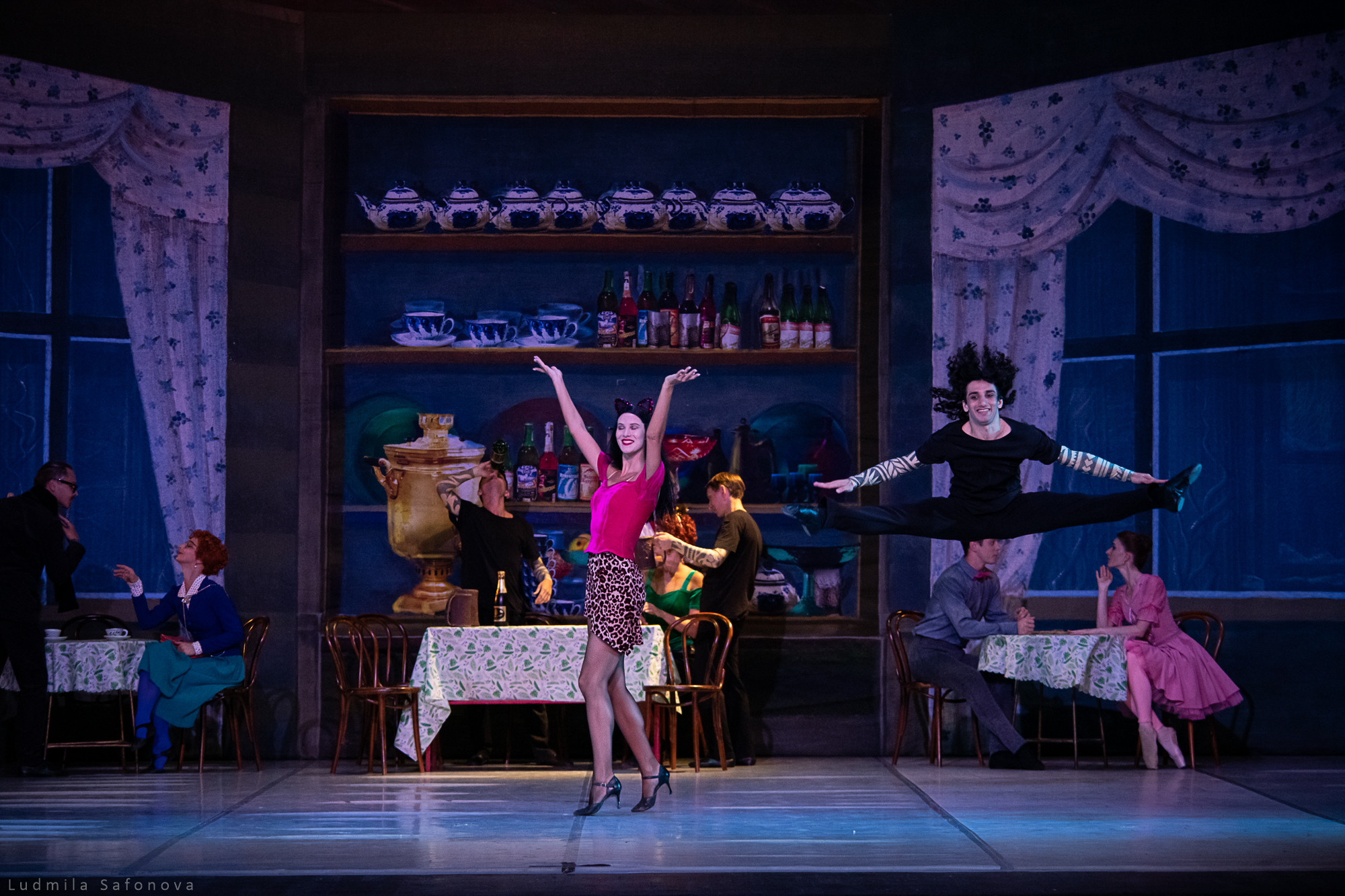 Продавец игрушек. Воронежский ГТОБ. Lucytheatre