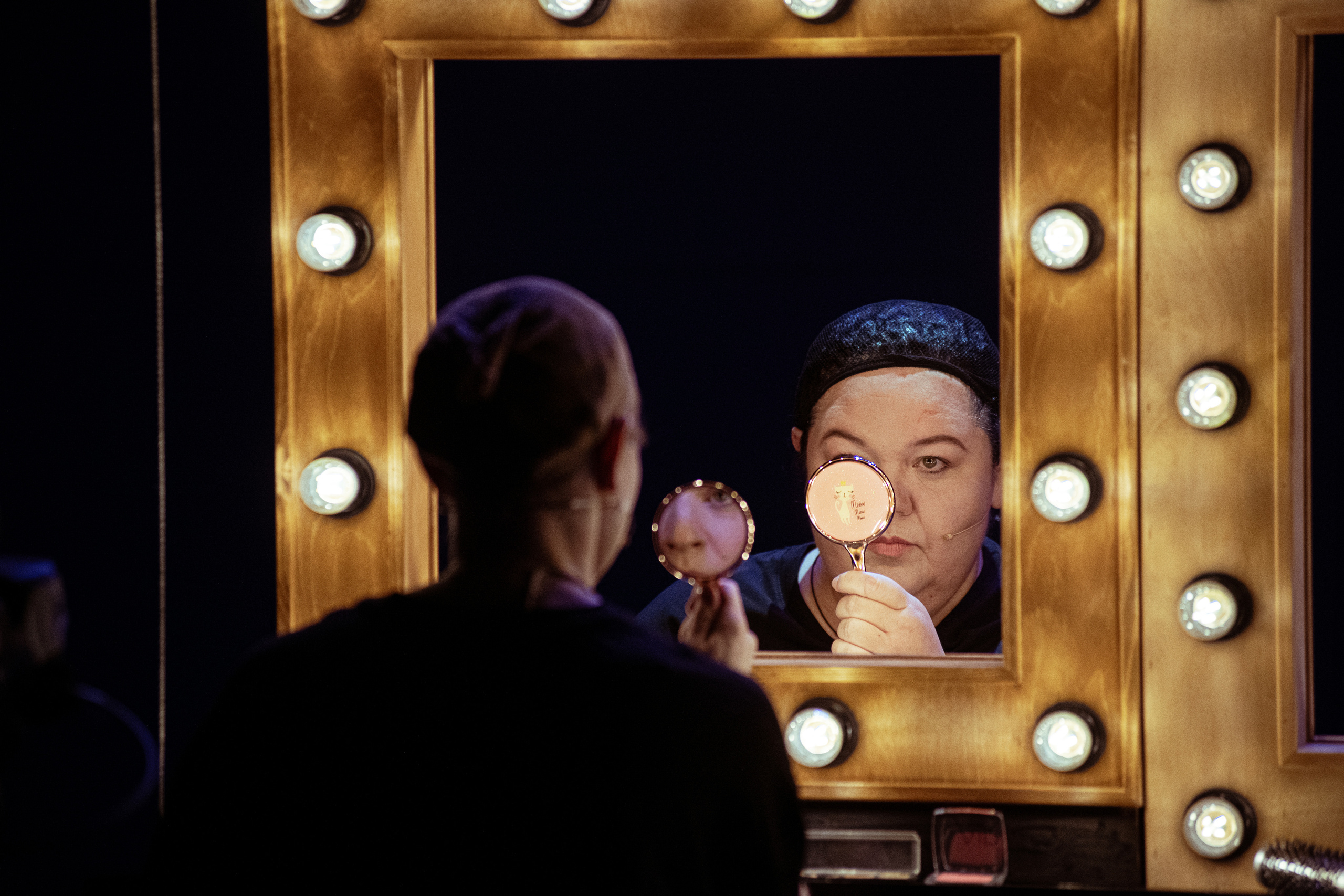 Занавес. МХТ им. Чехова. Lucytheatre