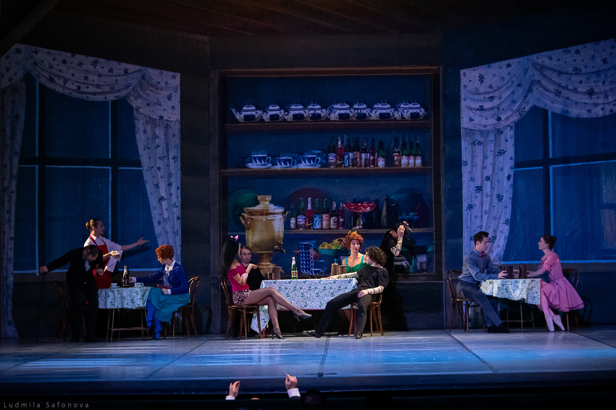 Продавец игрушек. Воронежский ГТОБ. Lucytheatre