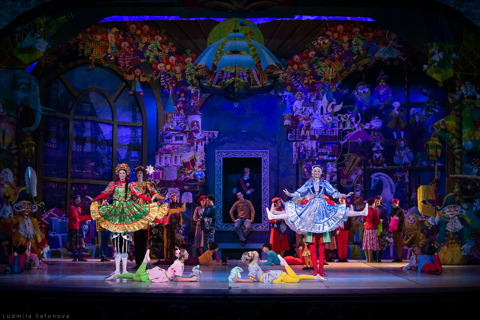 Продавец игрушек. Воронежский ГТОБ. Lucytheatre