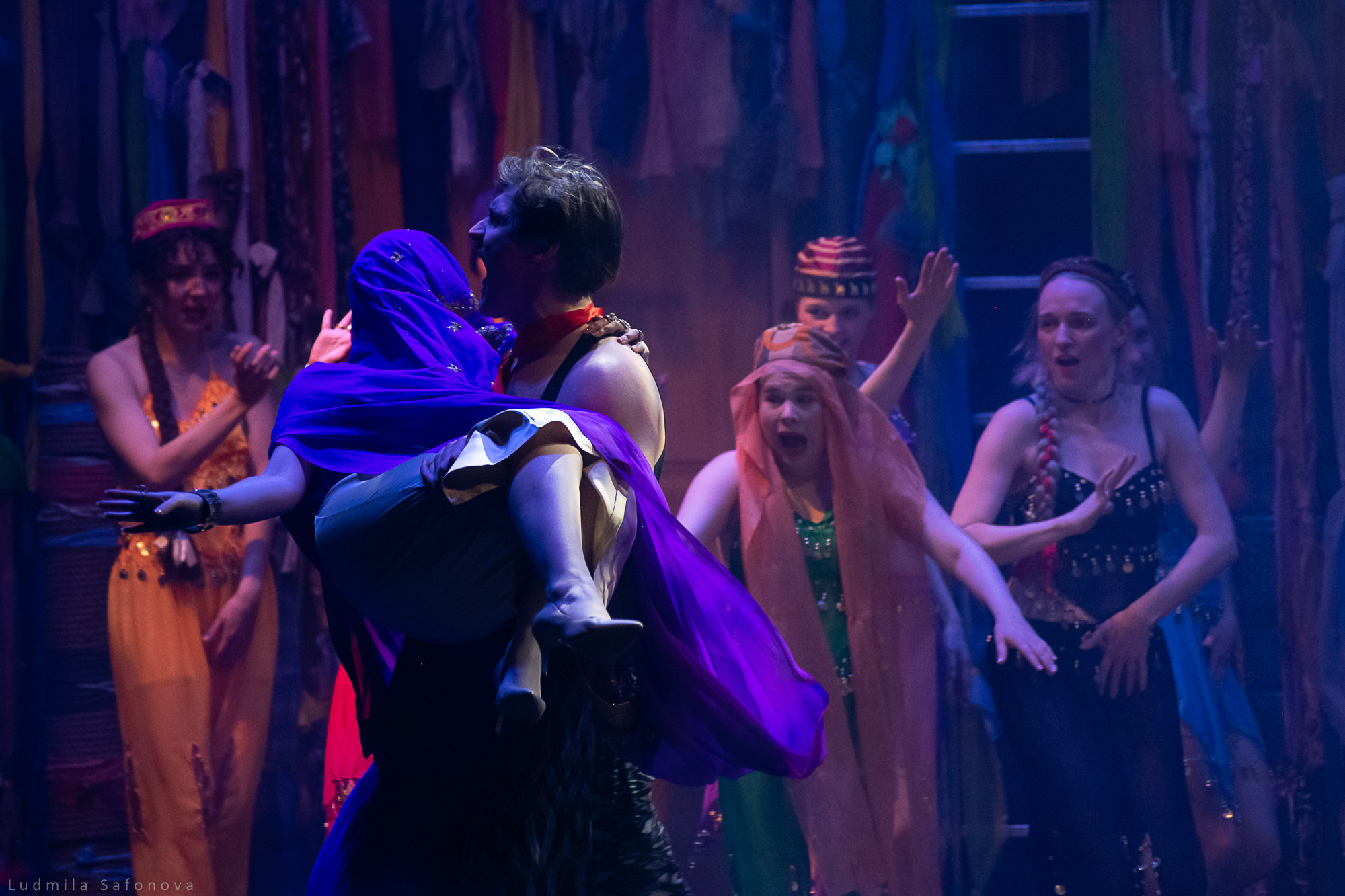 Тарас Бульба. Коляда-театр. Lucytheatre