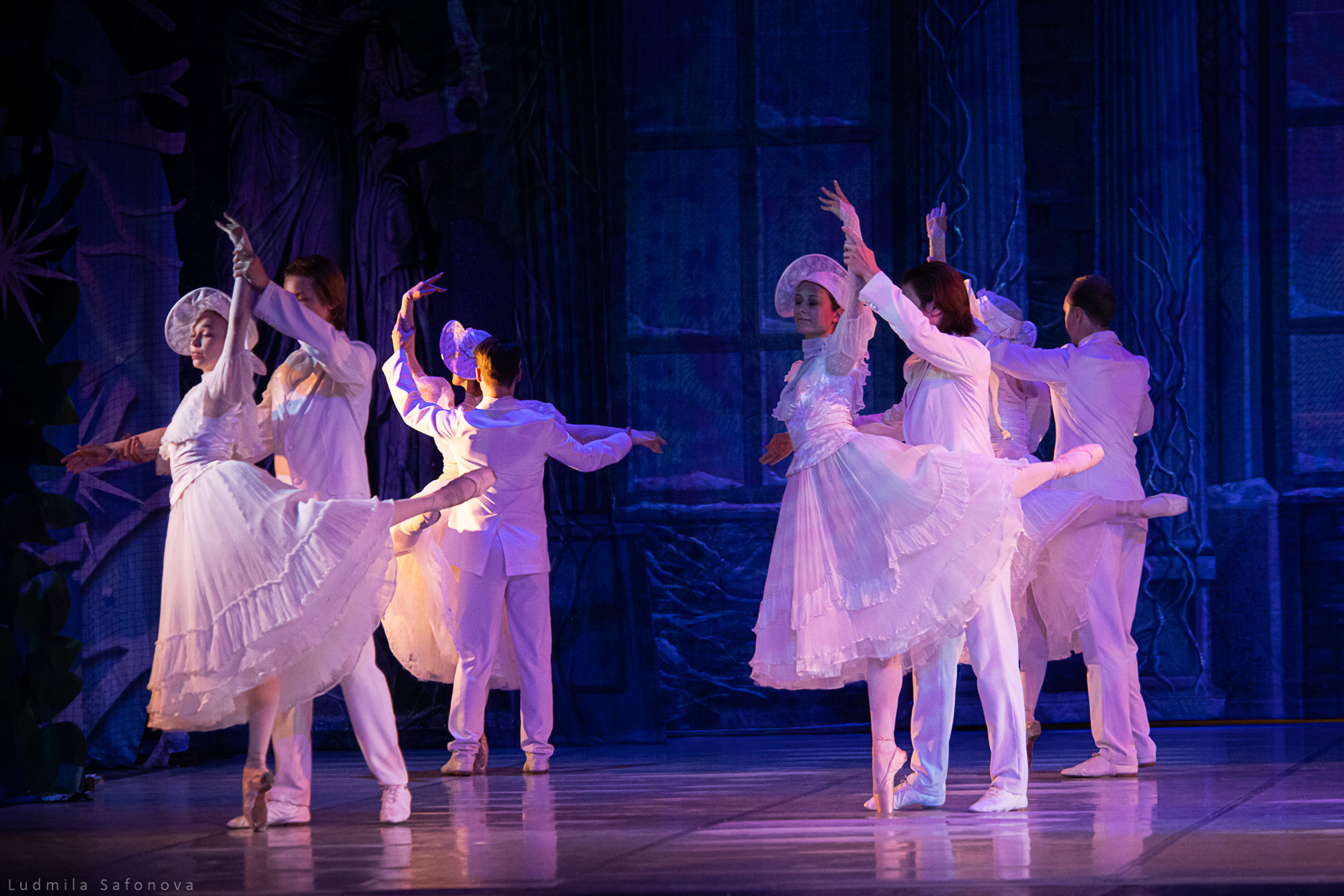 Продавец игрушек. Воронежский ГТОБ. Lucytheatre