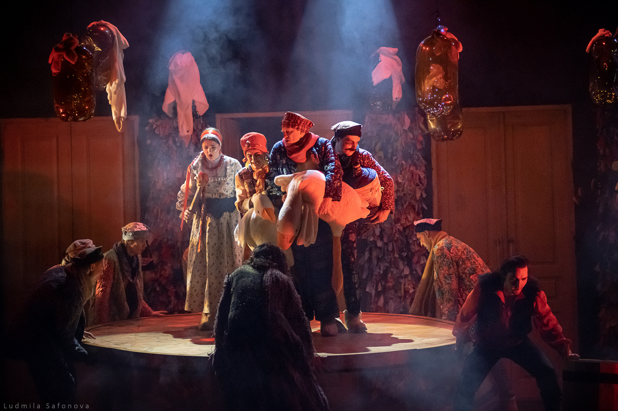 Сорочинская ярмарка. Коляда-театр. Lucytheatre