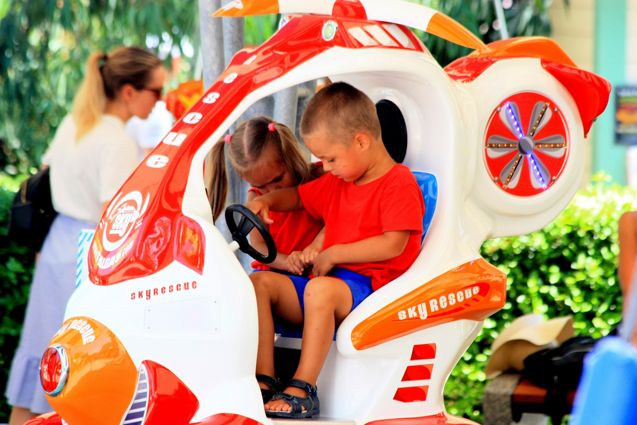 Первые кадры. Сочи — парк. Фотограф Роман Адлер