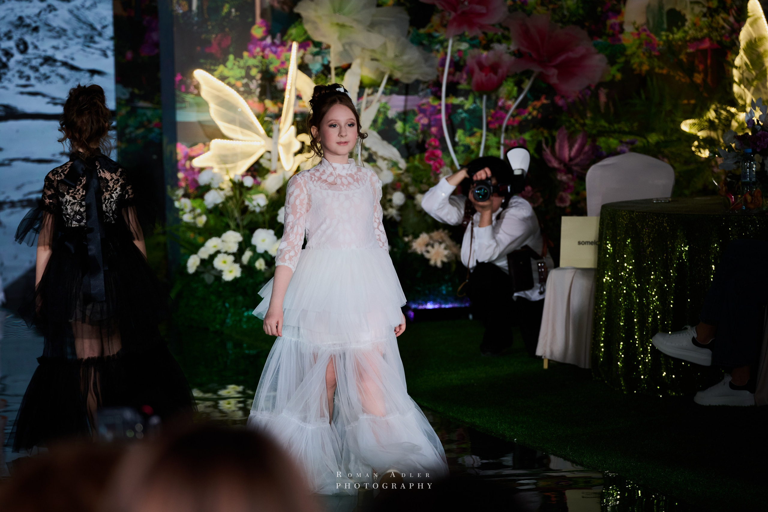 Золотая Неделя Моды. Фотограф Роман Адлер