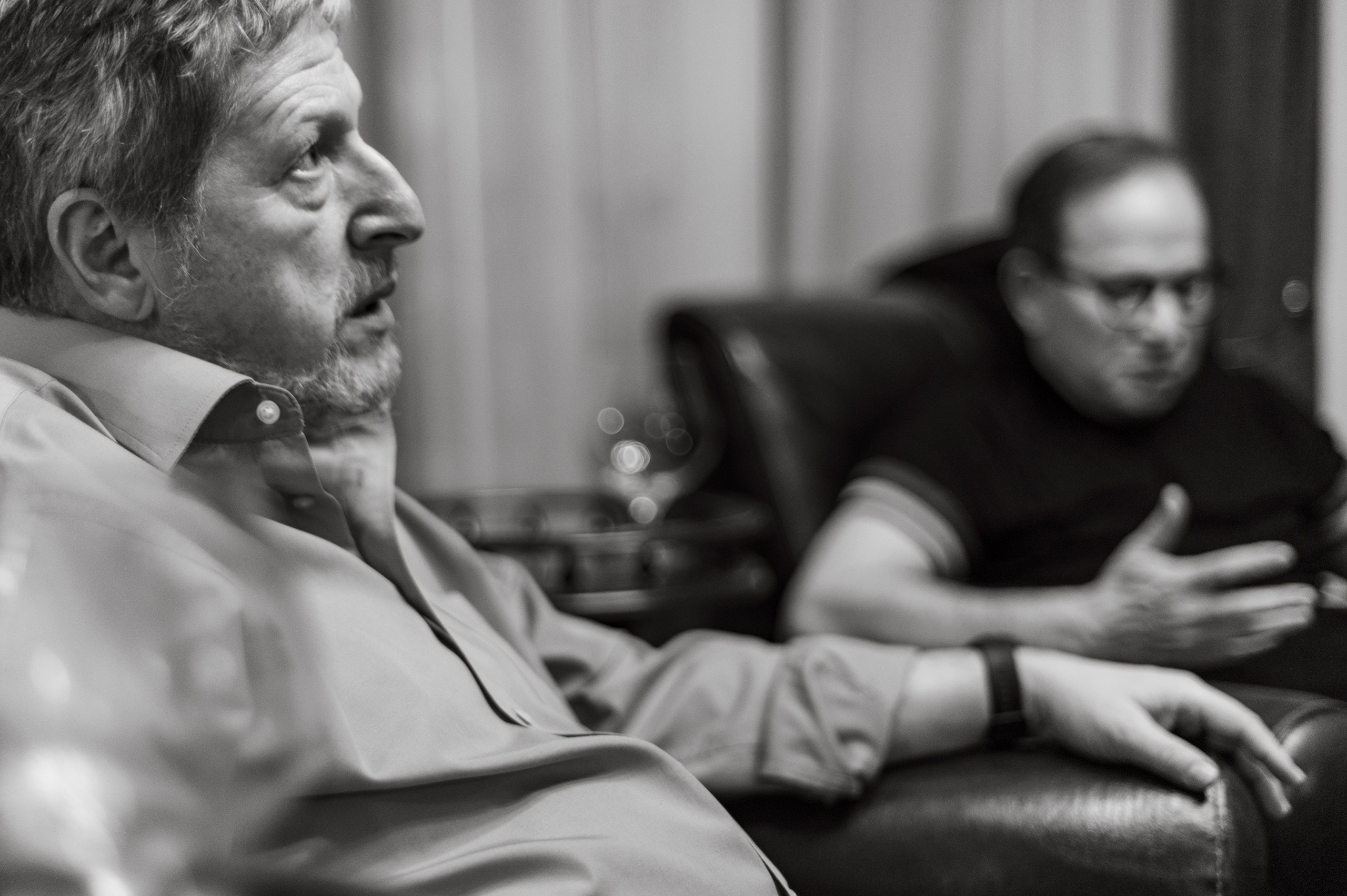 Джаз, виски, разговоры. Фотограф Роман Адлер