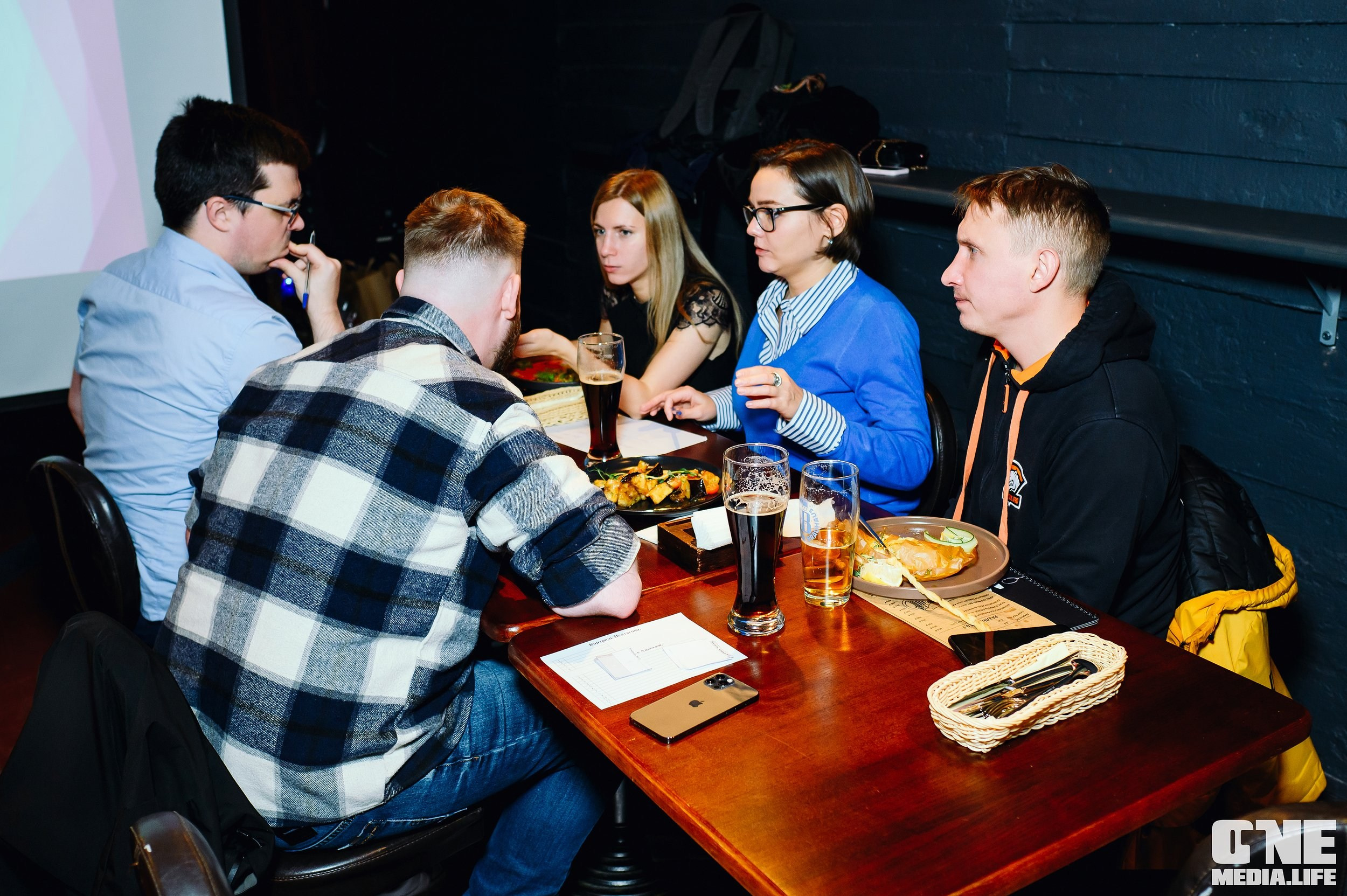 Квиз в баре Dreadnought. One Media Life: фоторепортажи, фотоотчеты с мероприятий и заведений
