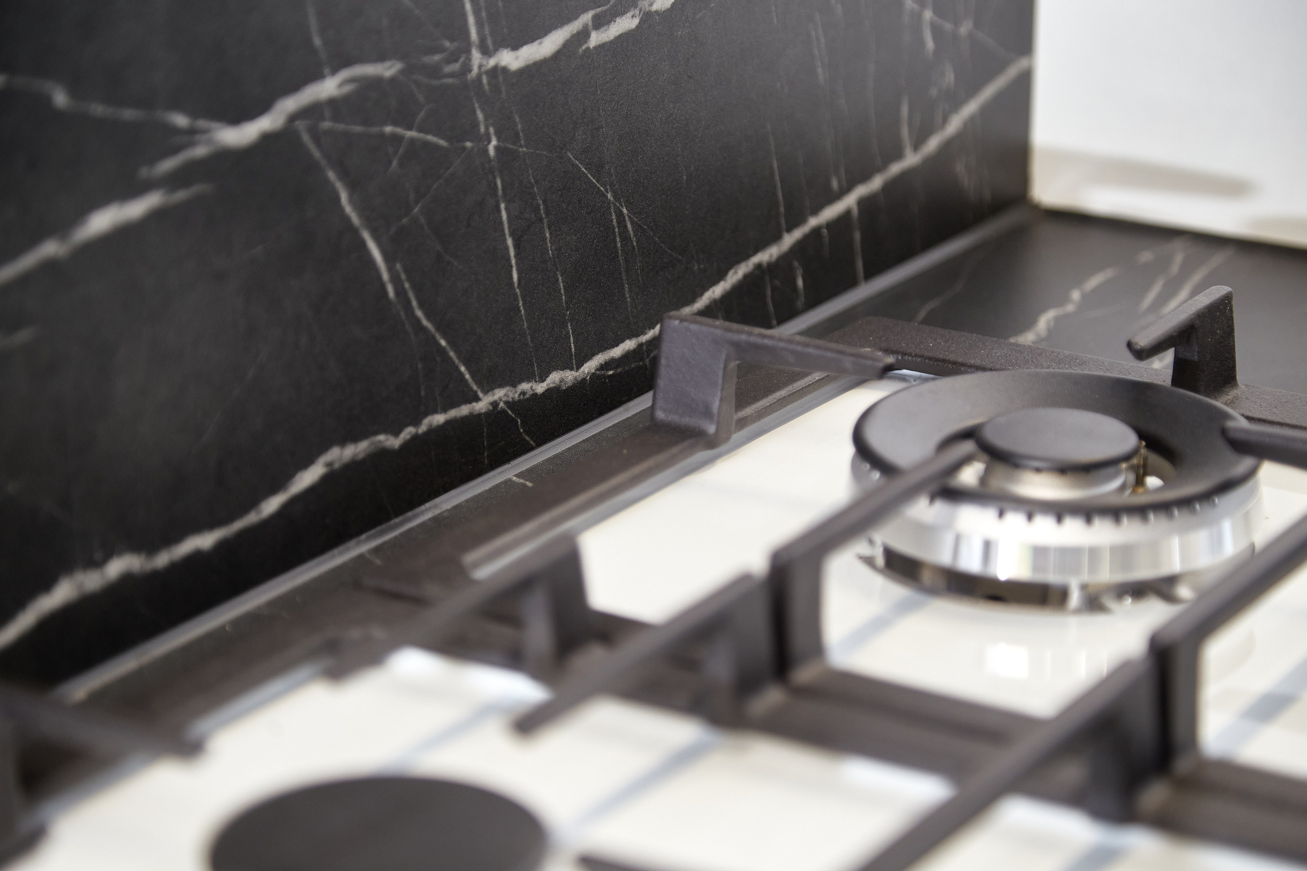 Лаконичная кухня. Мебель под заказ. Дрогичин