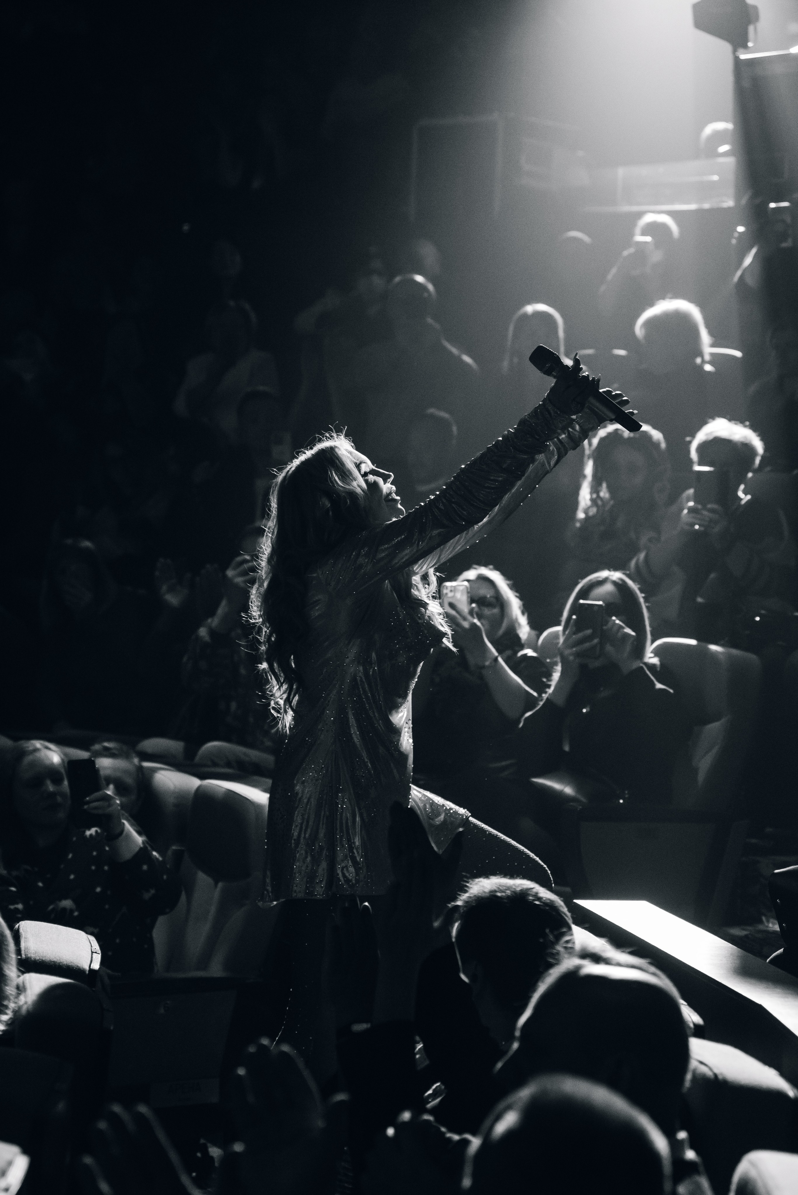 Маша Распутина — «Имена на все времена», Вегас Сити Холл. Бренд-фотограф для экспертов и блогеров в Москве Влада Горбовская