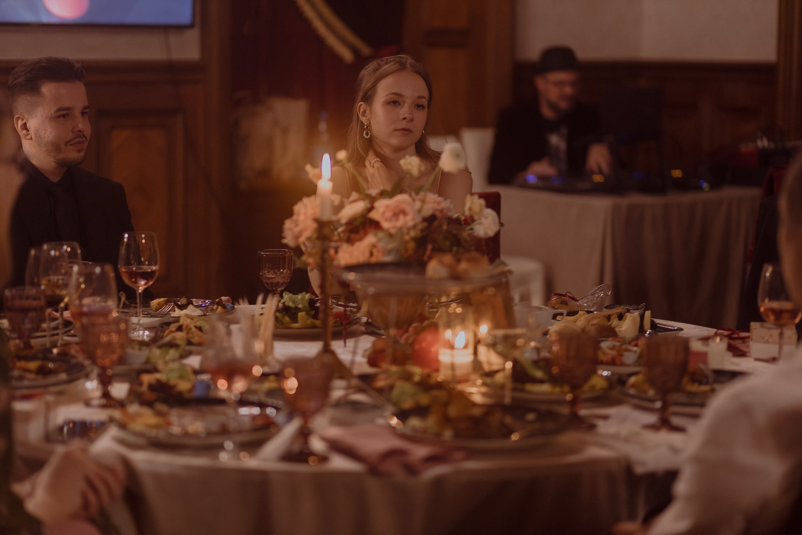 Welcome back to your own dinner party. Фотограф Лия Козловская Минск