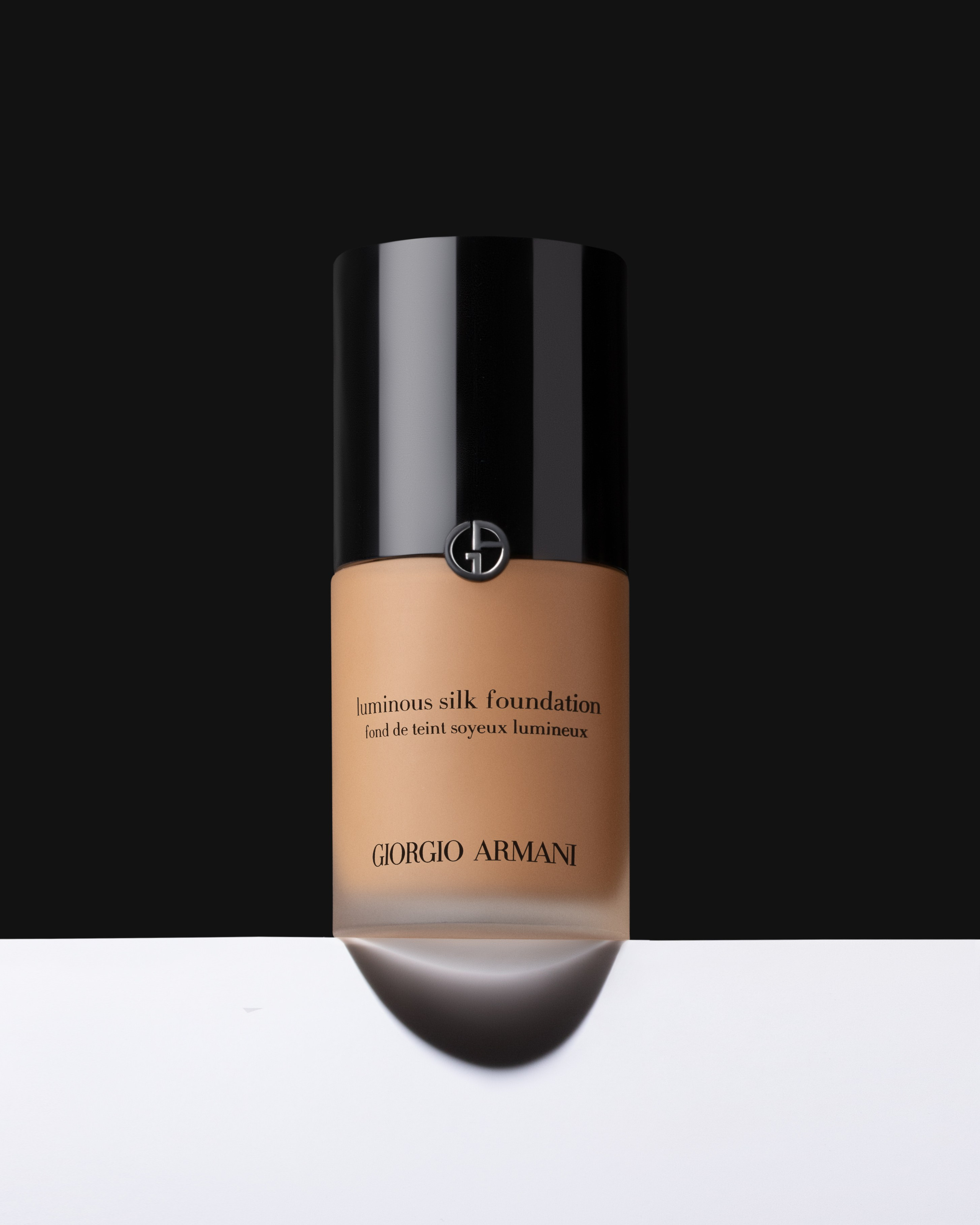 PRODUCT. RETOUCHER / Beauty / Product / Fashion / Commercial