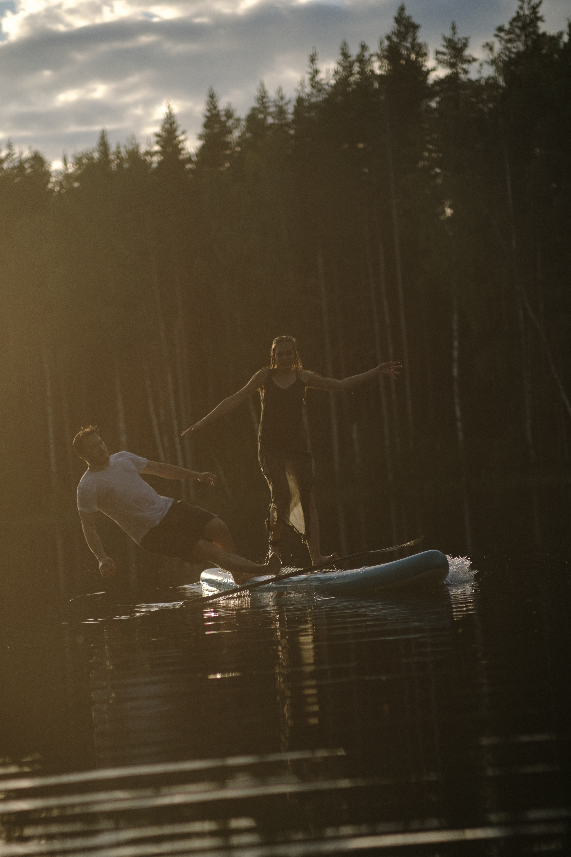 Петя и Лина, на сапах. Интерьерный фотограф и видеограф в Санкт-Петербурге Вадим Балбашевский