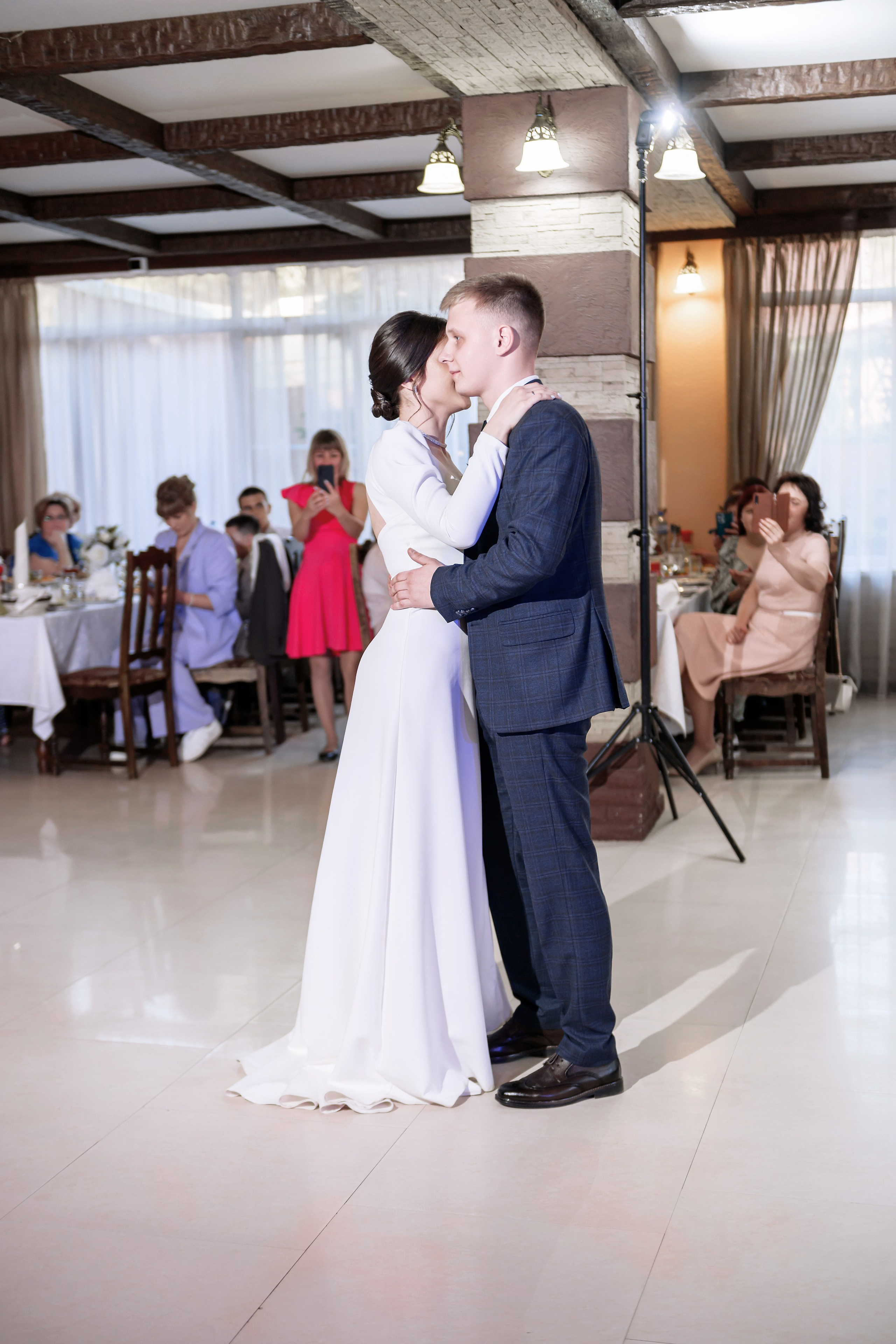 Эдуард и Виктория. Свадебный фотограф Белгород Валуйки Старый Оскол Воронеж