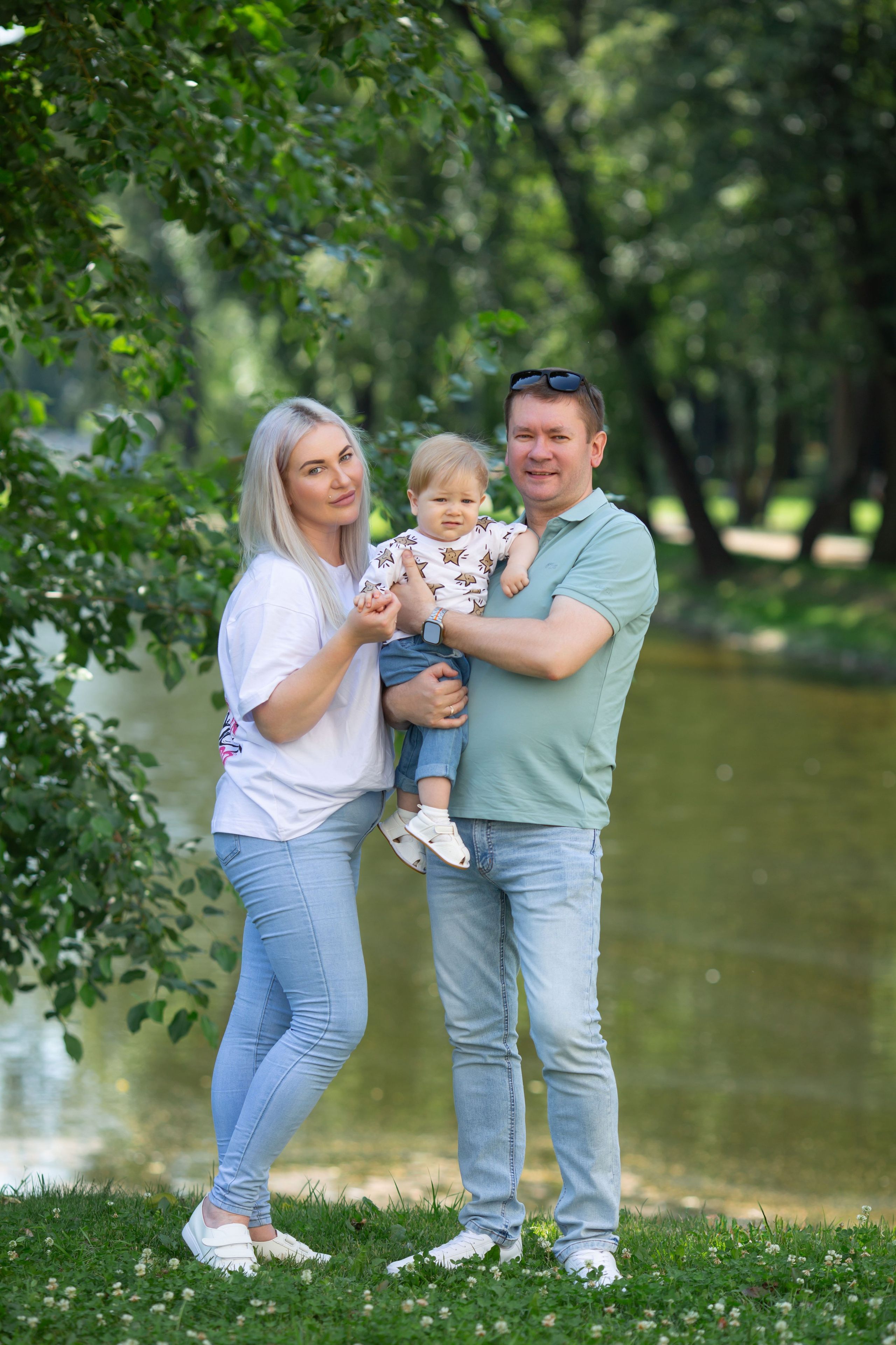 Семейная фотосессия Святослава в парке. Семейный и детский фотограф Анна Петракова