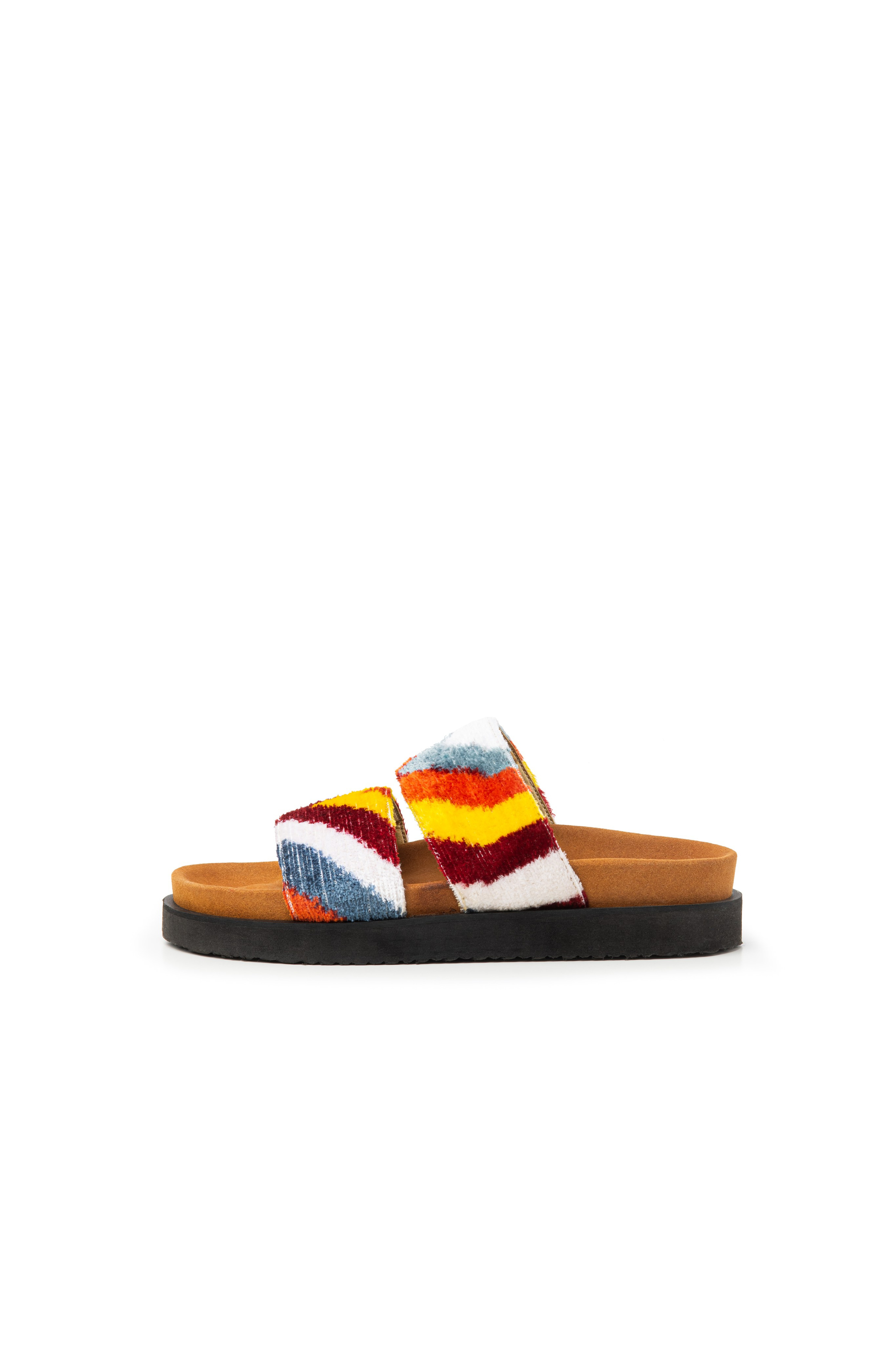 Обувь и аксессуары. Предметный фотограф. Москва. Продюсирование съемок, Set-design & пост-продакшн, E-commerce контент