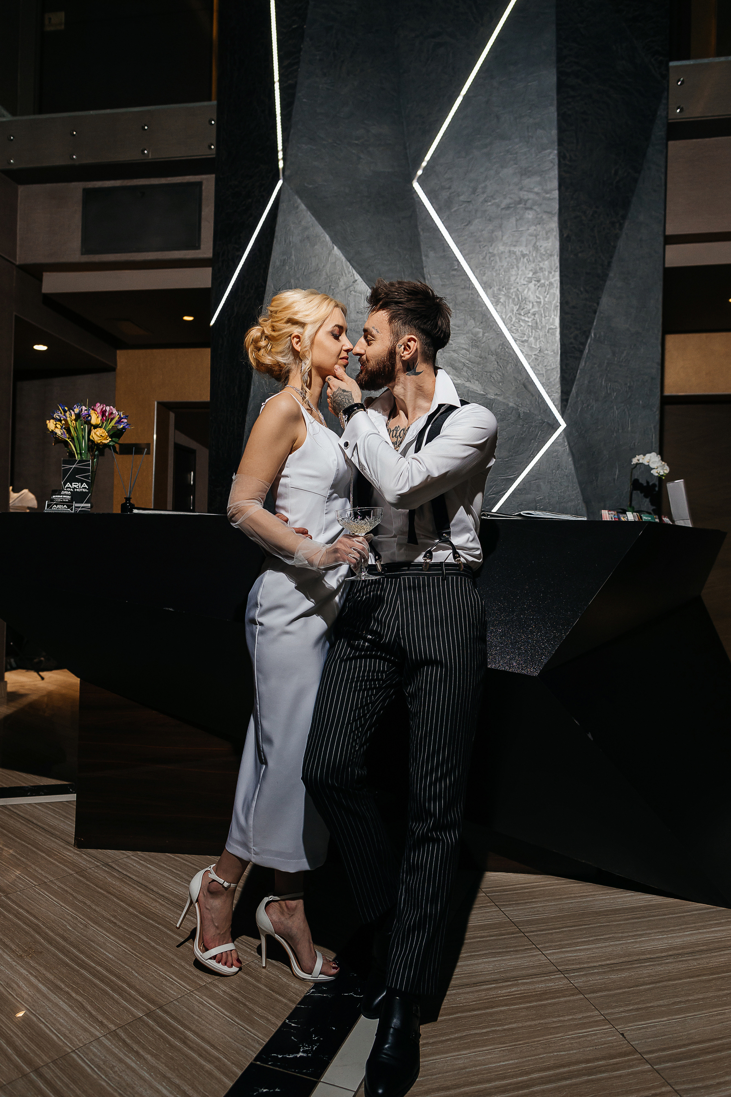 Стильная камерная свадьба для двоих. Олег Сверчков | Свадебный фотограф Вологда