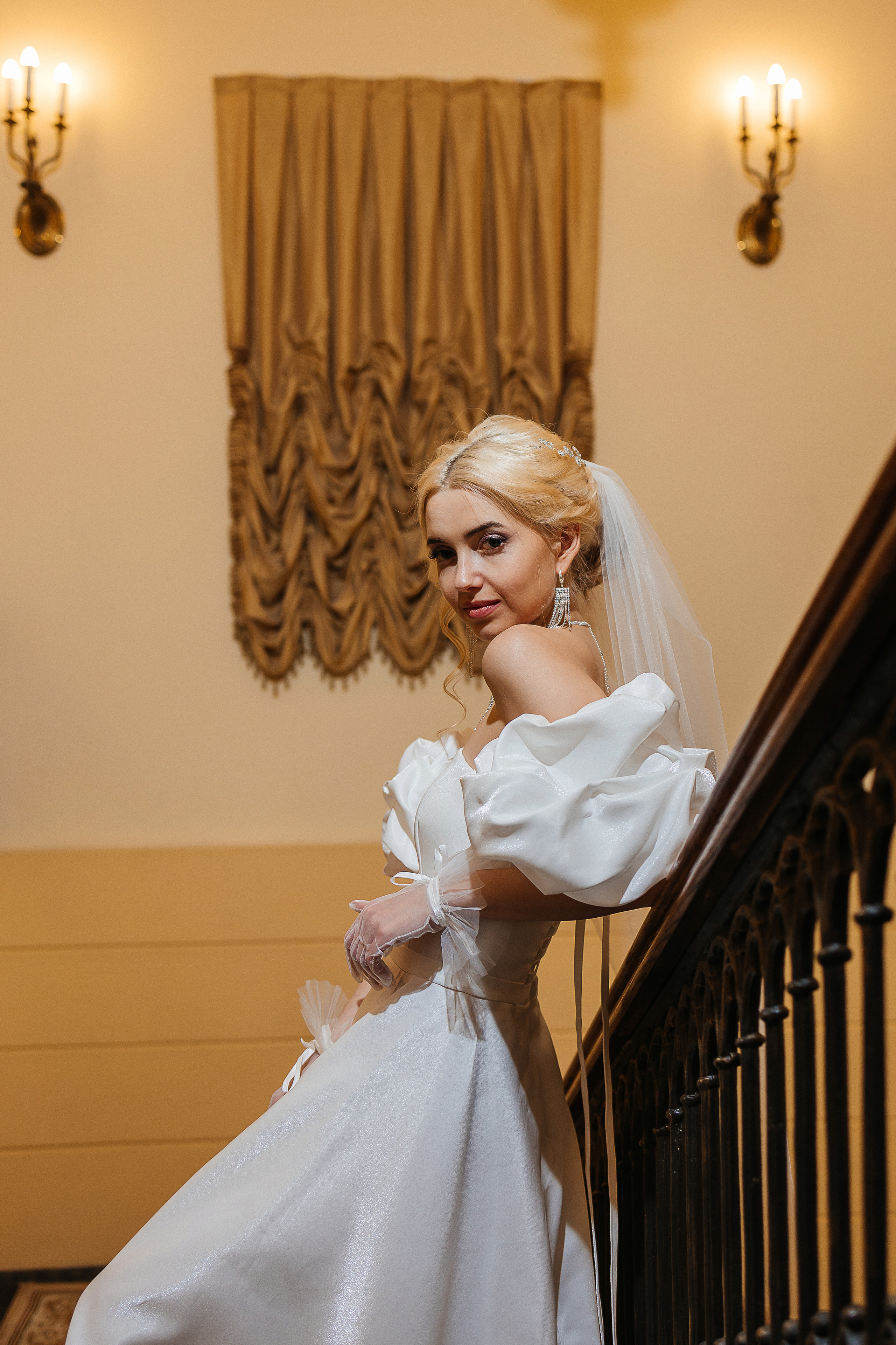 Стильная камерная свадьба для двоих. Олег Сверчков | Свадебный фотограф Вологда