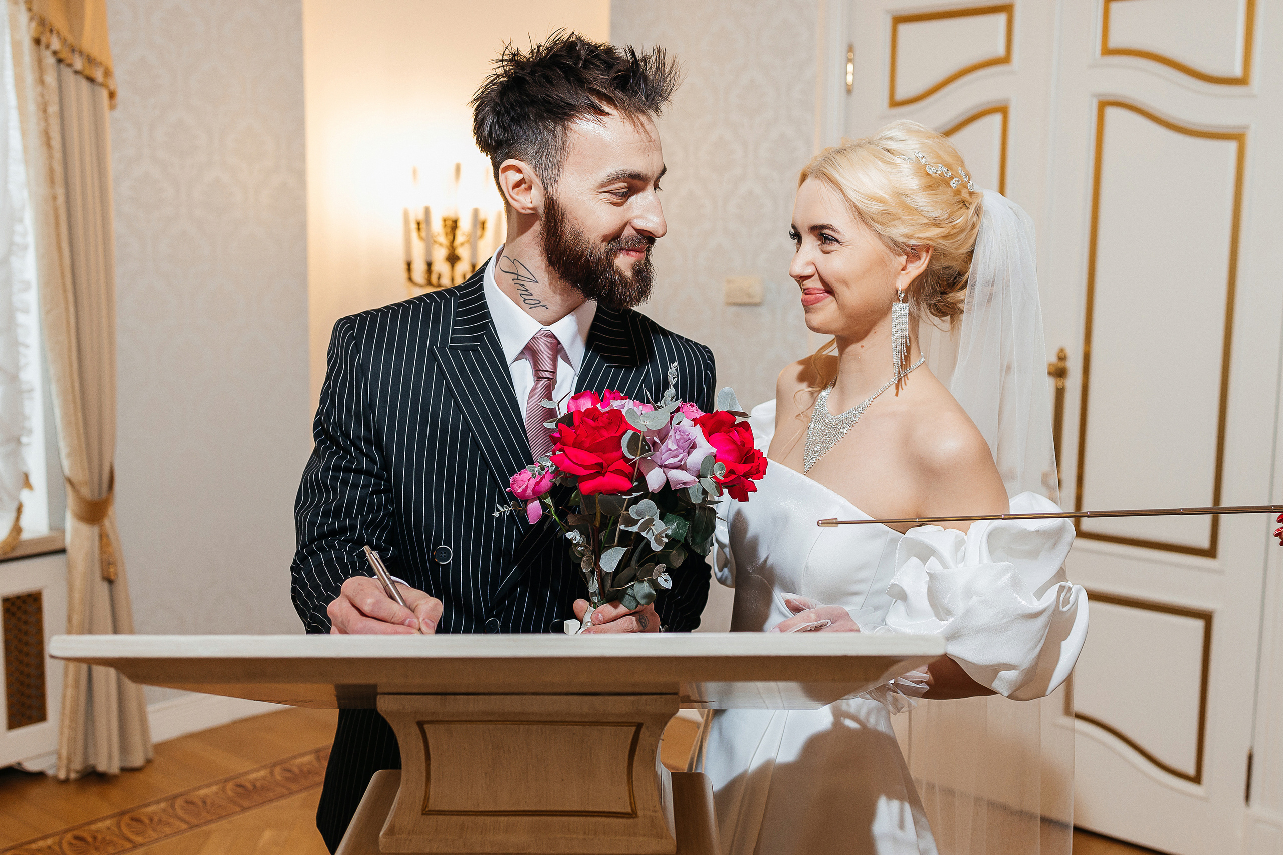 Стильная камерная свадьба для двоих. Олег Сверчков | Свадебный фотограф Вологда