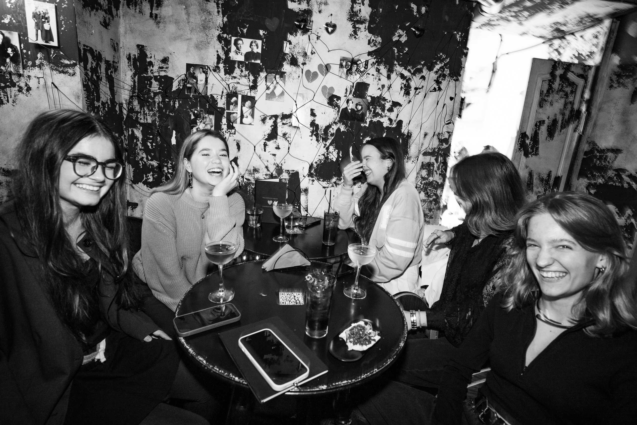 Из Сибири с любовью. Бар разбитых сердец. Концертный и репортажный фотограф в Санкт-Петербурге Слава Пахомов