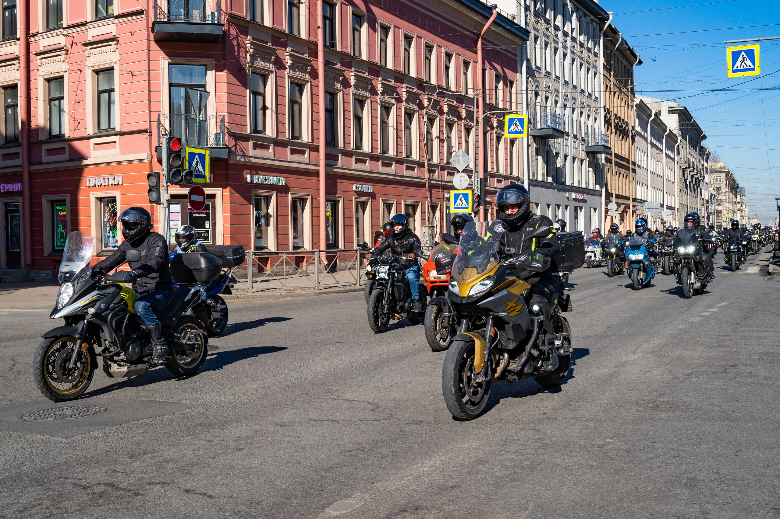 Весенний прохват мотоклуба Normans Riders MC. Концертный и репортажный фотограф в Санкт-Петербурге Слава Пахомов