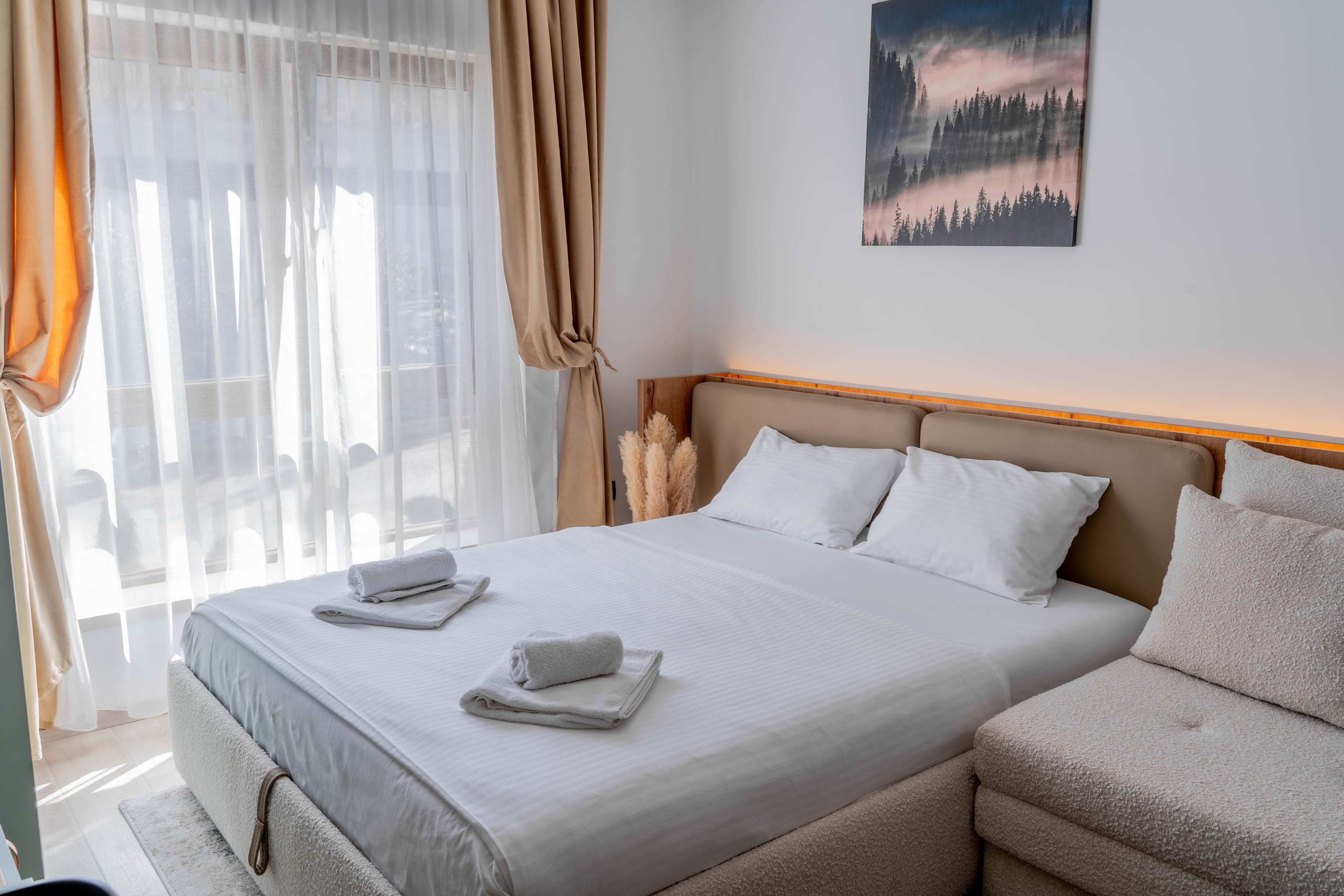 Madre interiors. Photographer Liana Sudets Serbia Kopaonik Brzece Brus