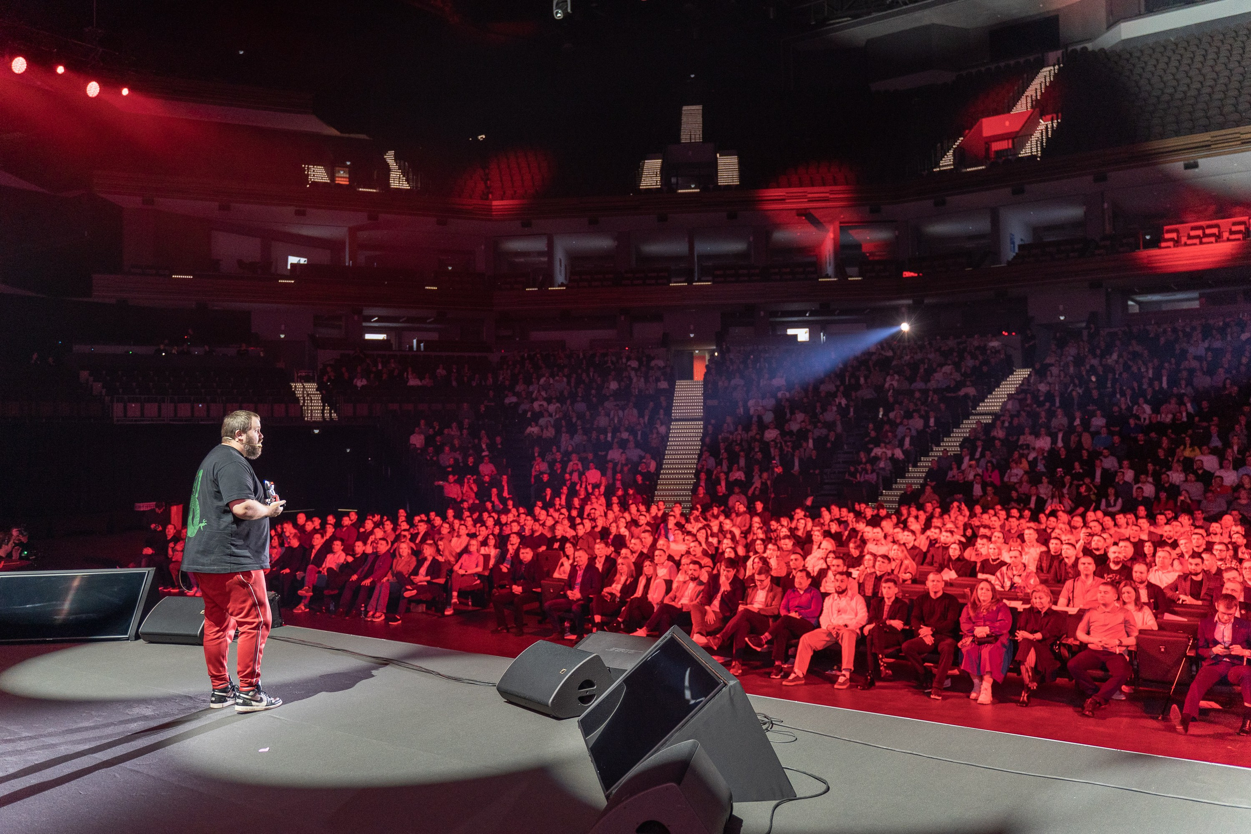 ME Conf — Мероприятие М-Видео