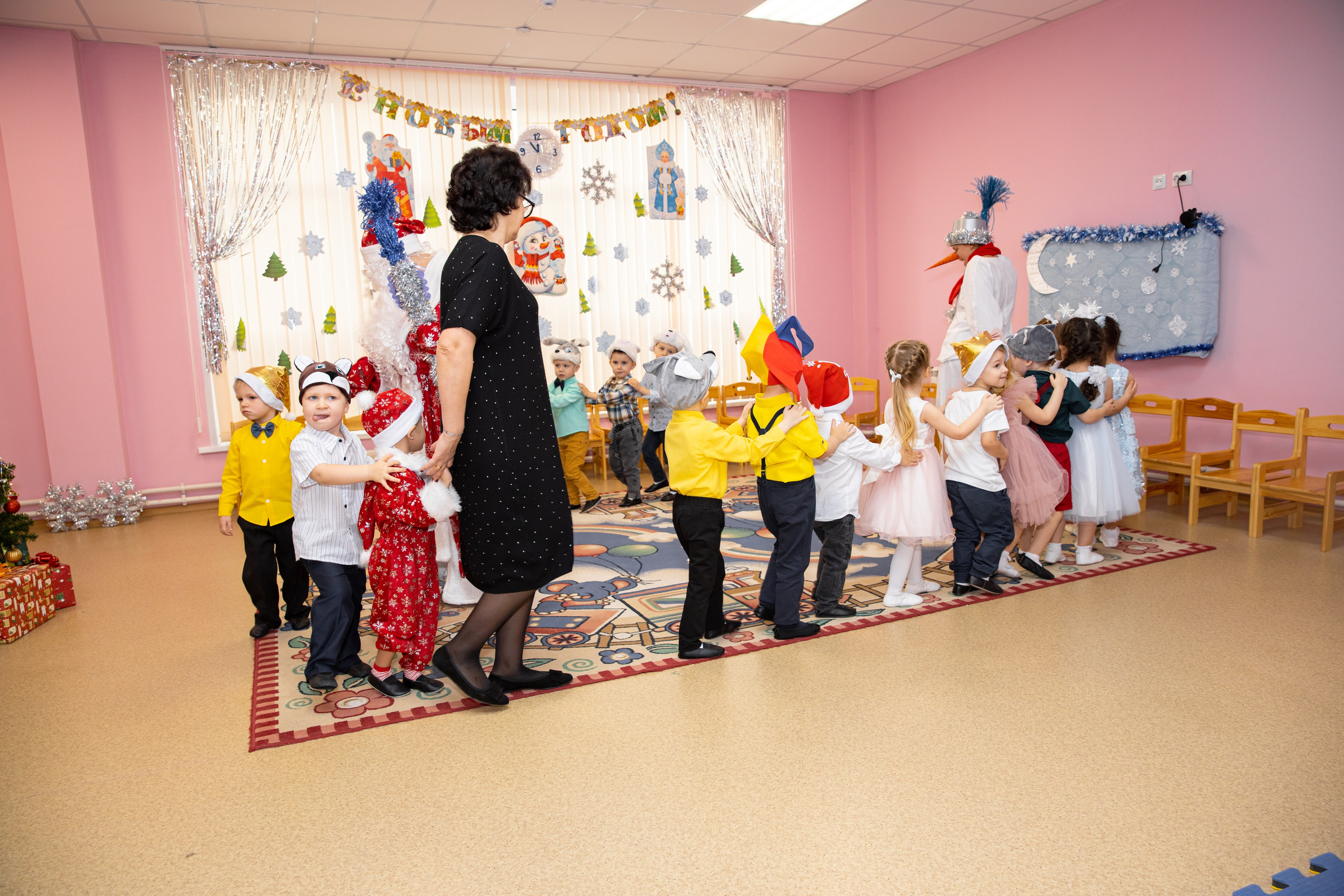 Новогодний утренник Полисадик. Фотограф в Железнодорожном и Балашихе