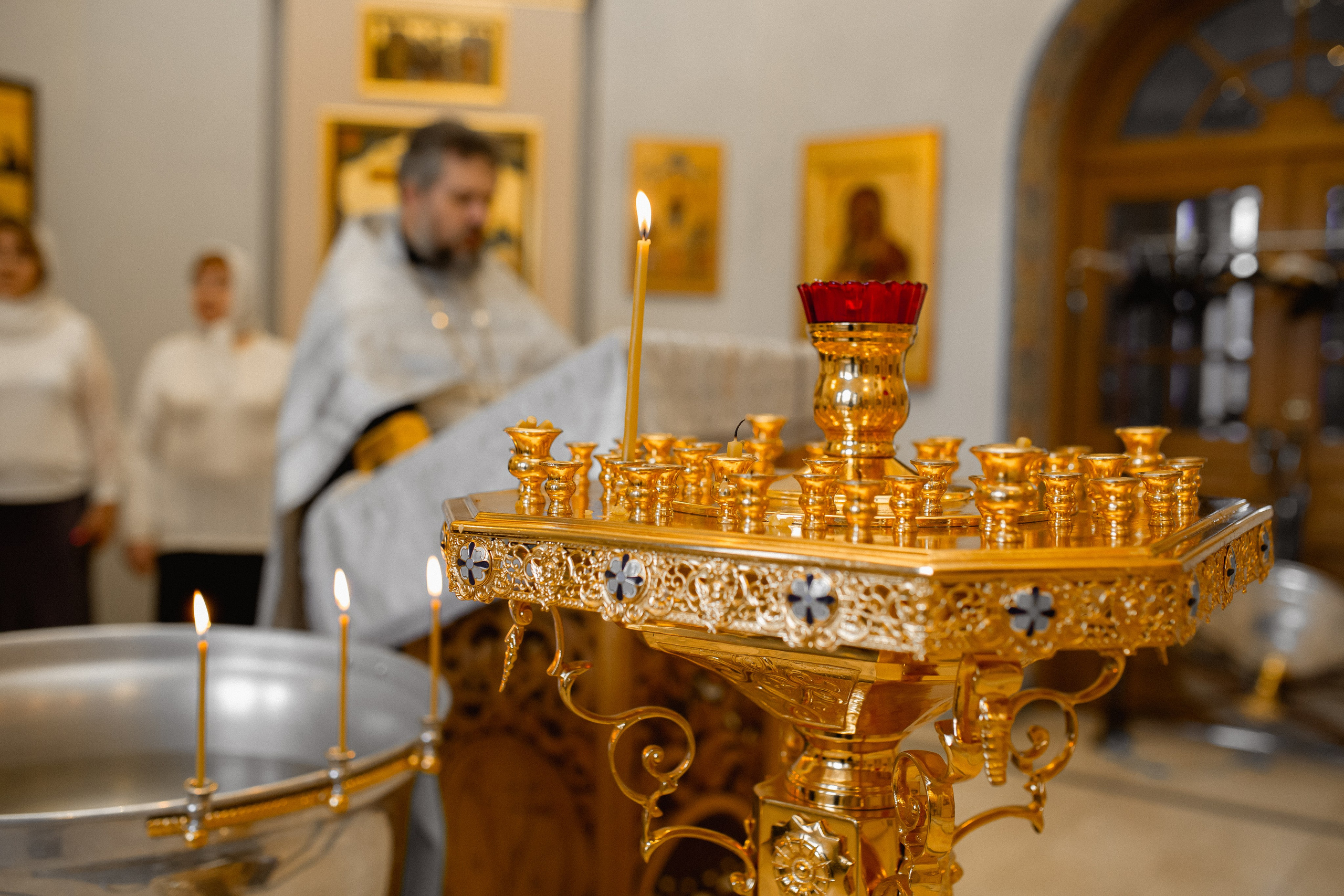 Церковь Рождества Пресвятой Богородицы в Крылатском. Свадебный и семейный фотограф