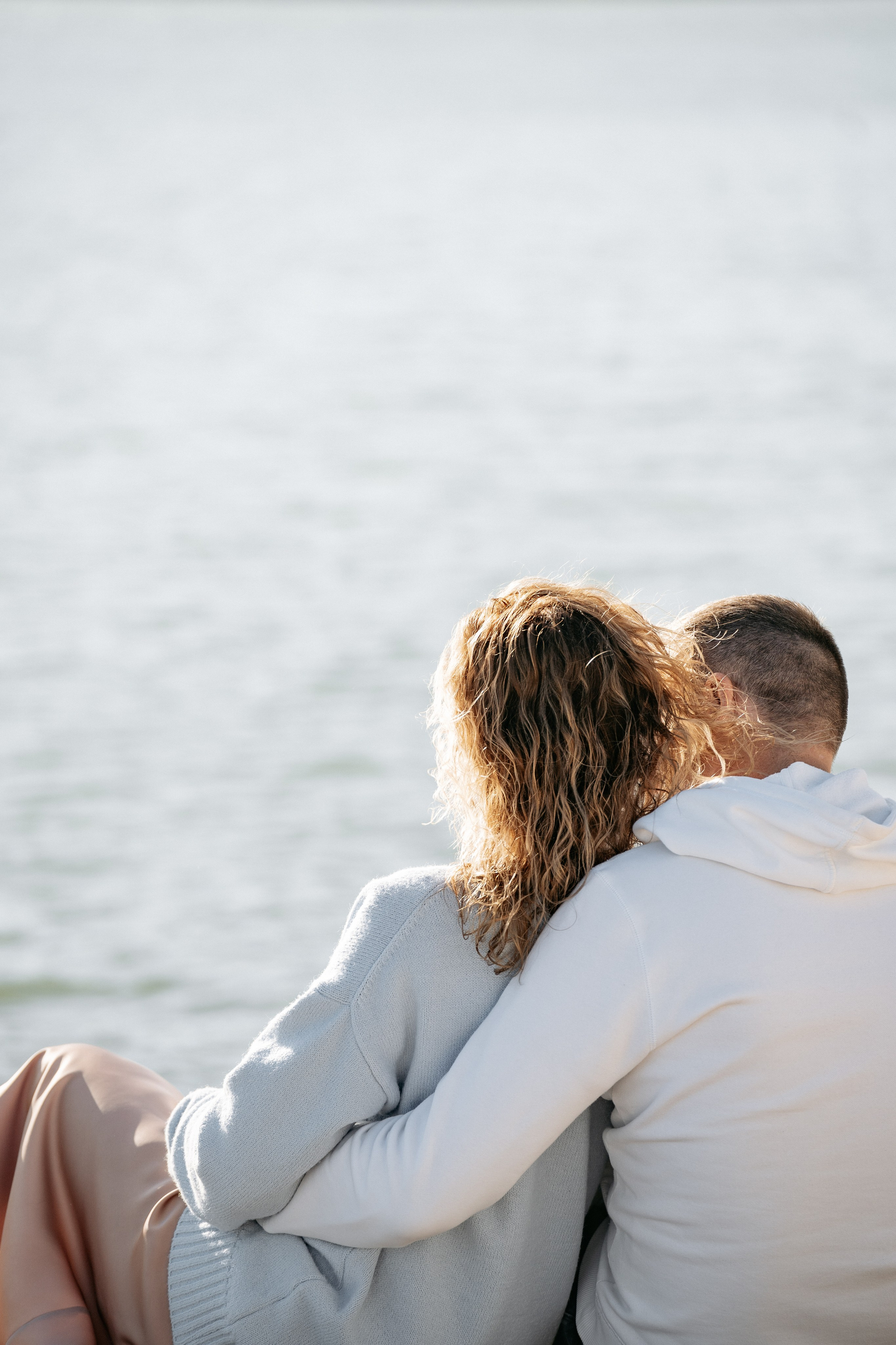 Абрау-Дюрсо – идеальный фон для свадебных фотографий