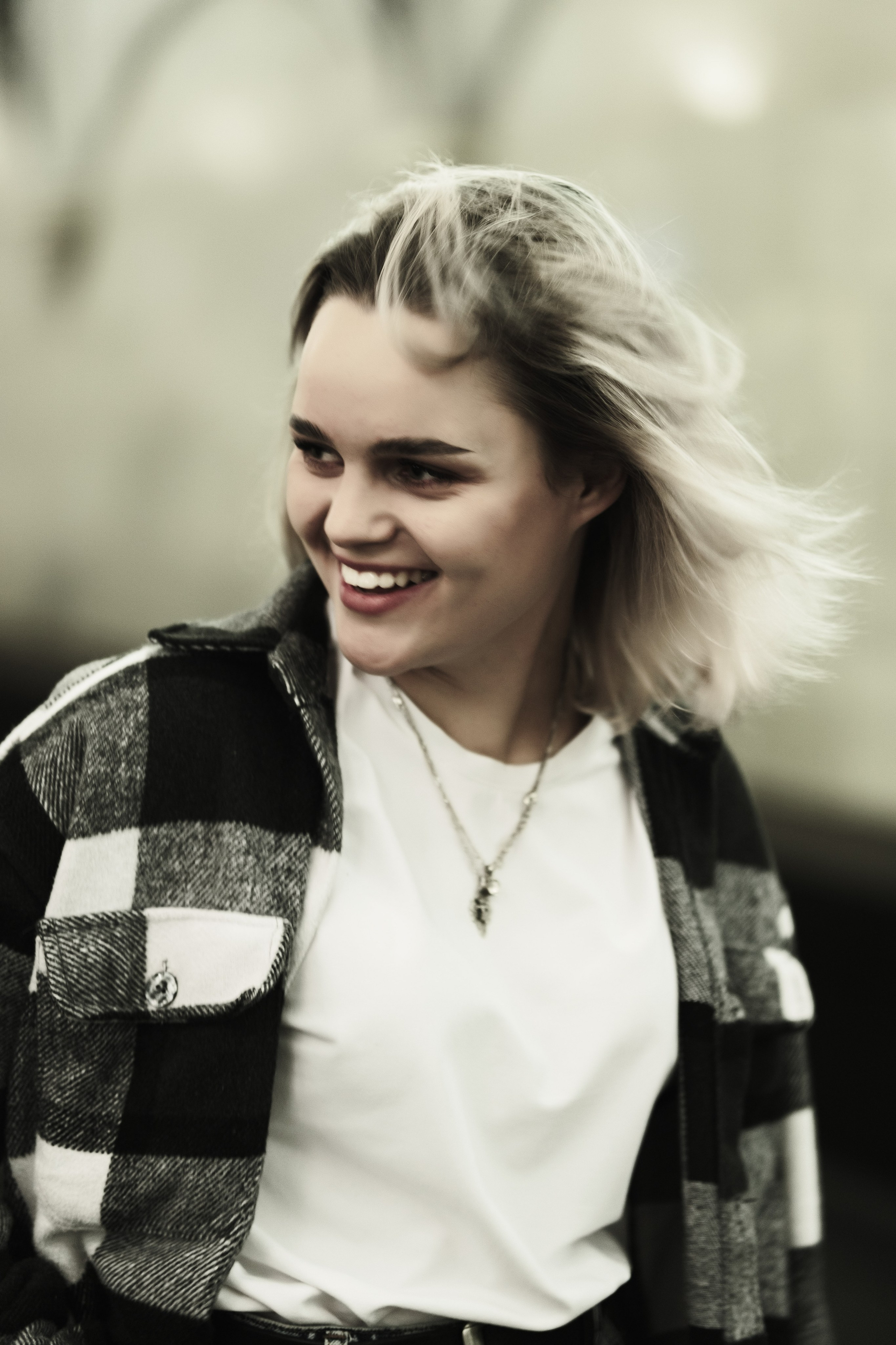 Жанна с Катей в метро. Фотограф в Москве Максим Скоробогатов