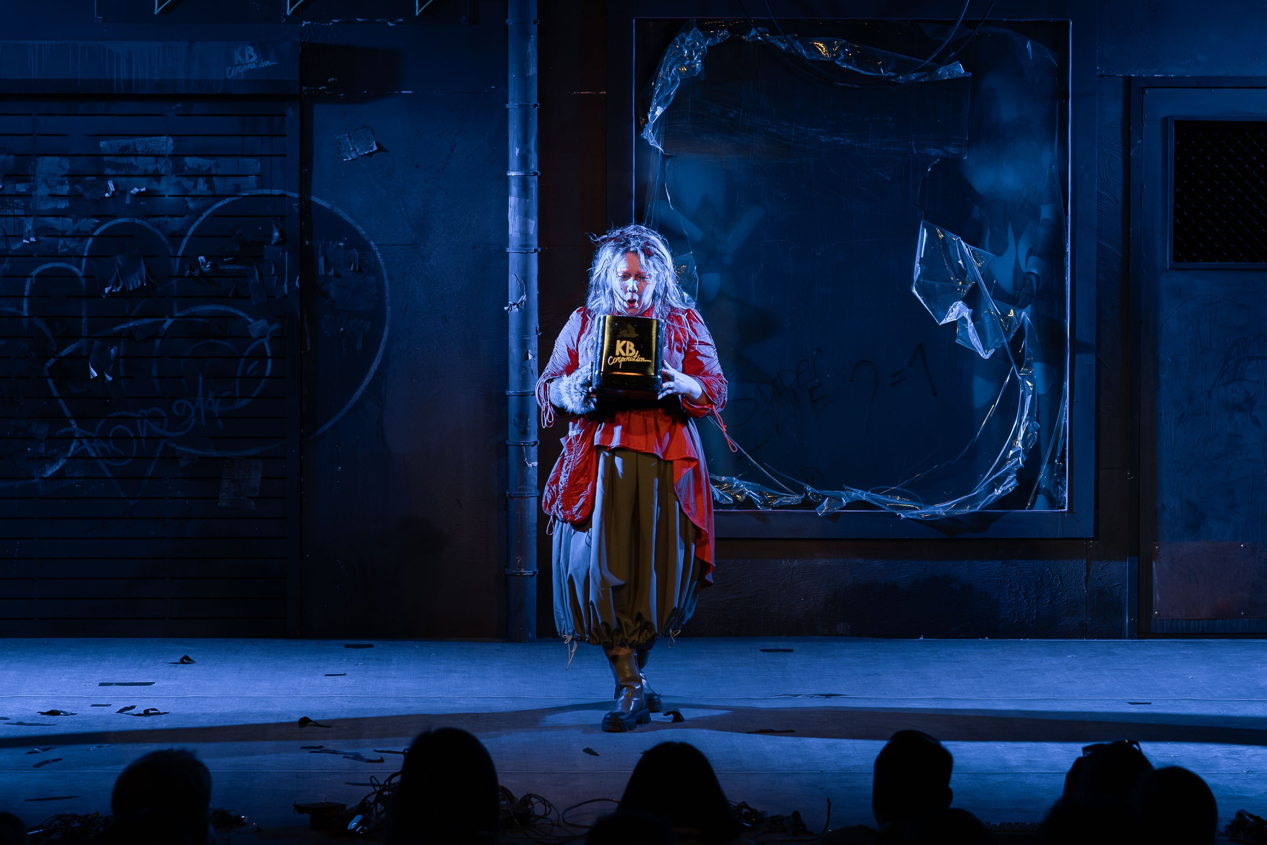 Театр Юного Зрителя «Буратино 2087». Кадр Плюс — Фотография с характером «Визуальный продюсер и фотограф Марк Файзулин»