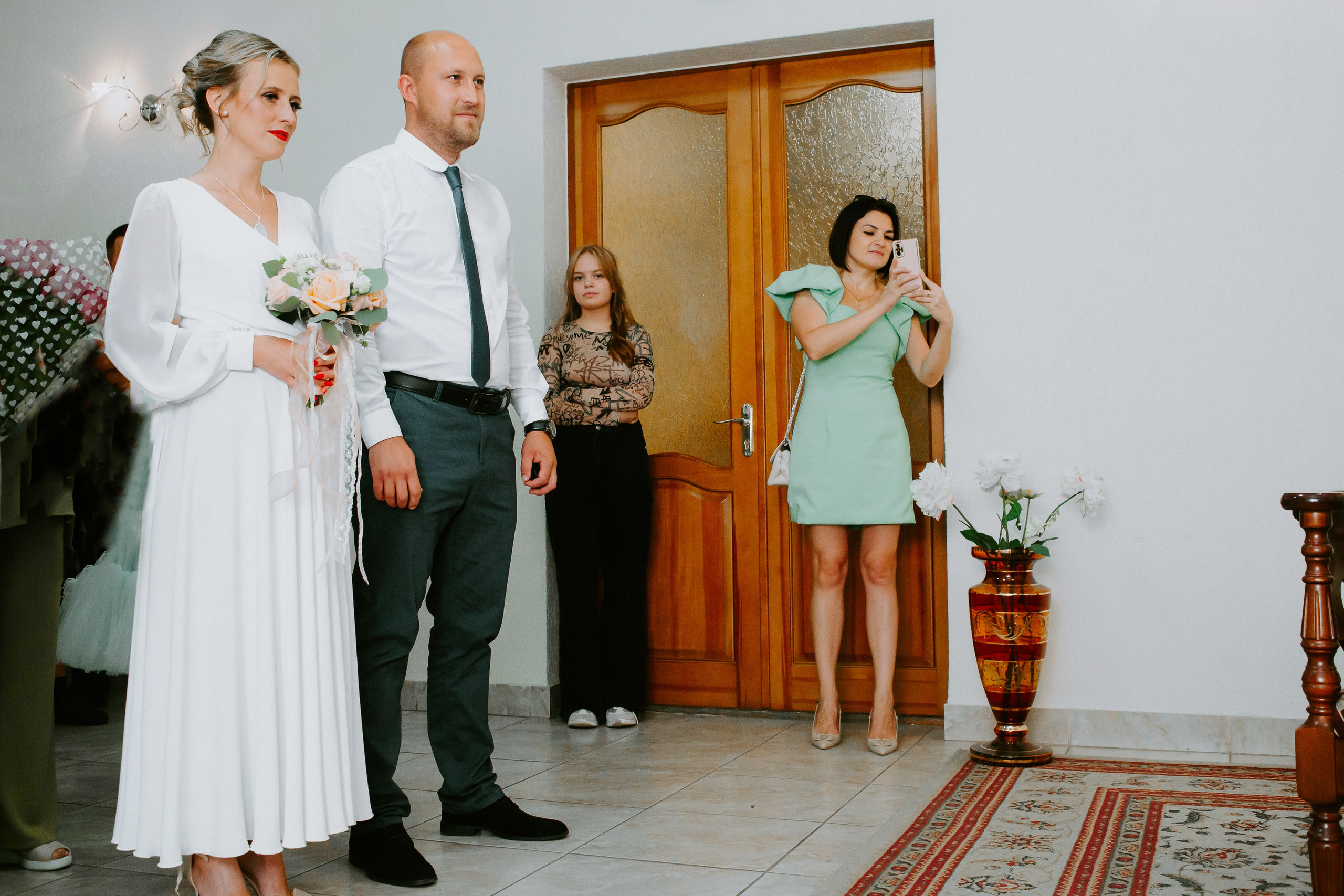 Загс и прогулка. Елена и Виктор. Фотограф в Челябинске Ополихина Анна