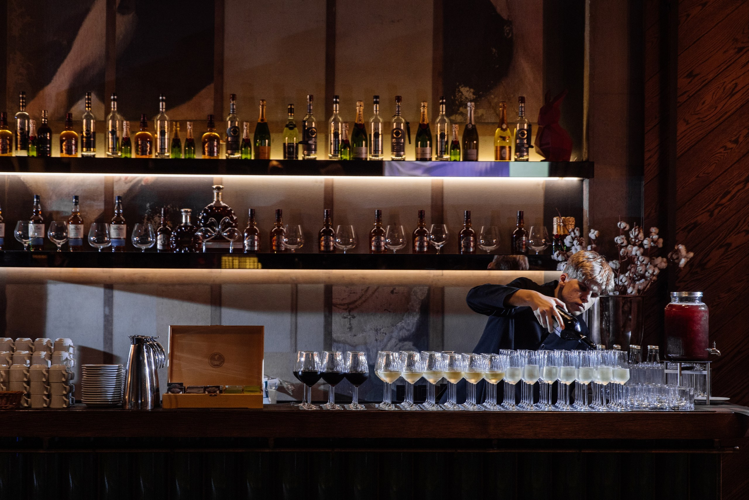 Ак Барс Дом. Свадебный фотограф в Казани, РТ, РФ Миннуллин Динар