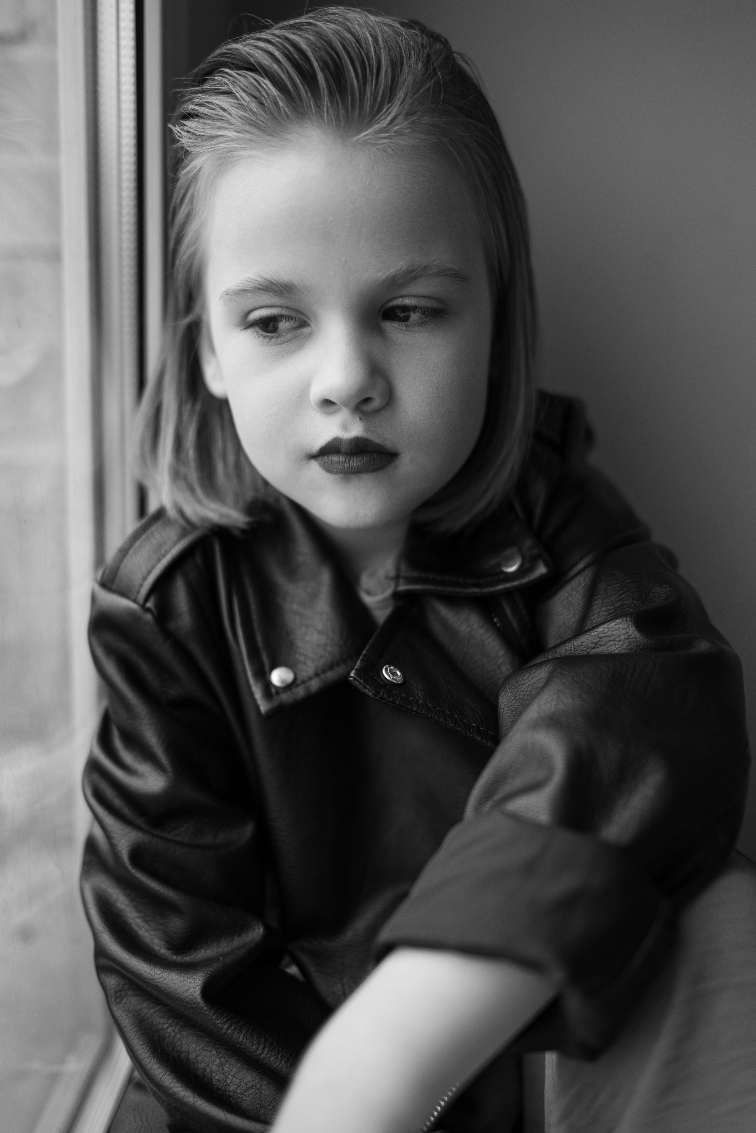 ОКНО. Фотограф Москва Виктория Вишневская актерское / модельное портфолио