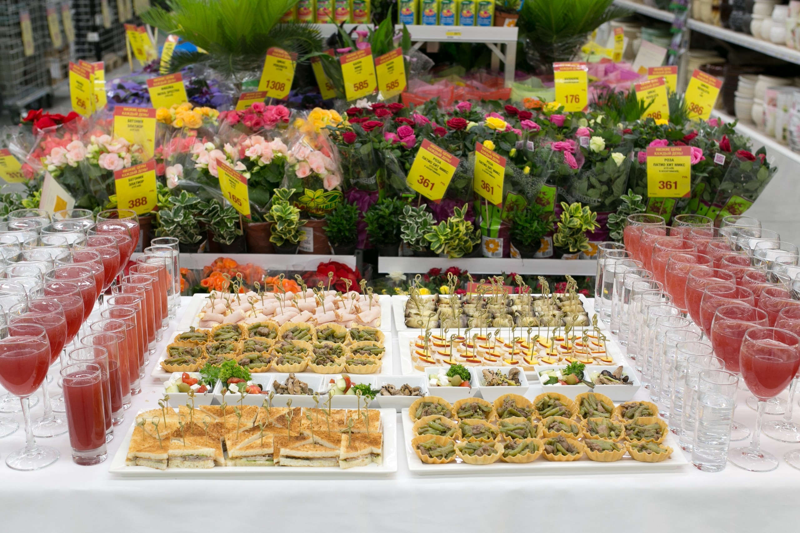 Репортажная фотосъемка открытия магазина в Санкт-Петербурге. Свадебный и Репортажный фотограф в Санкт-Петербурге