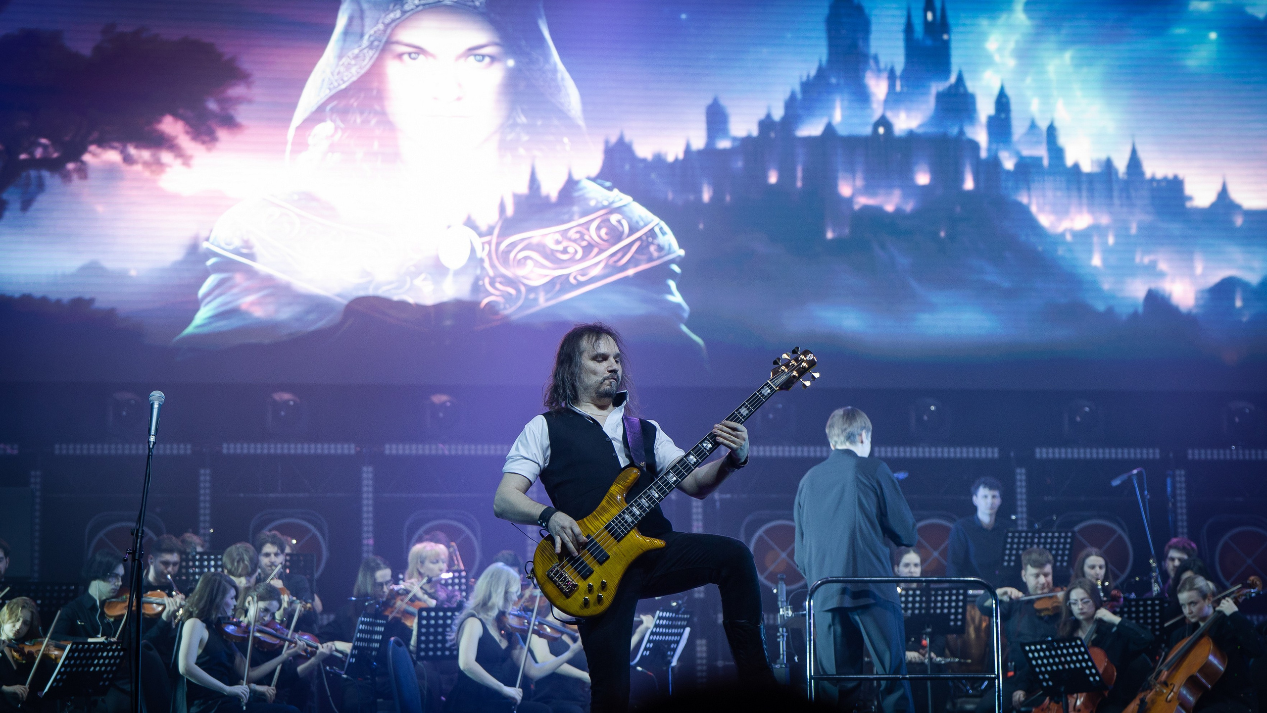 Эпидемия. Симфоническая рукопись. Москва. Фотограф. г. Южно-Сахалинск. Олег Толстов