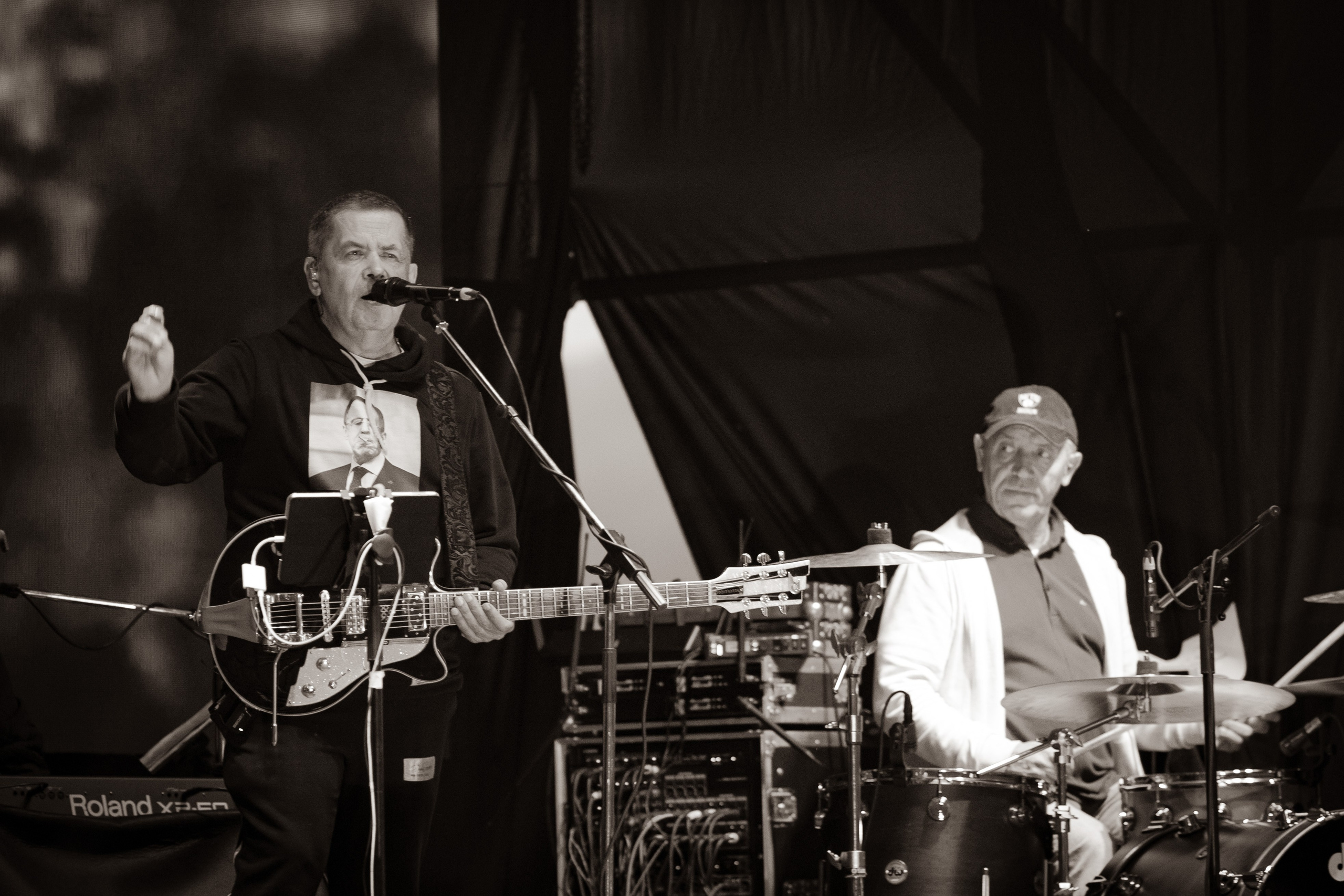 Прочие концерты (сборник). Фотограф. г. Южно-Сахалинск. Олег Толстов