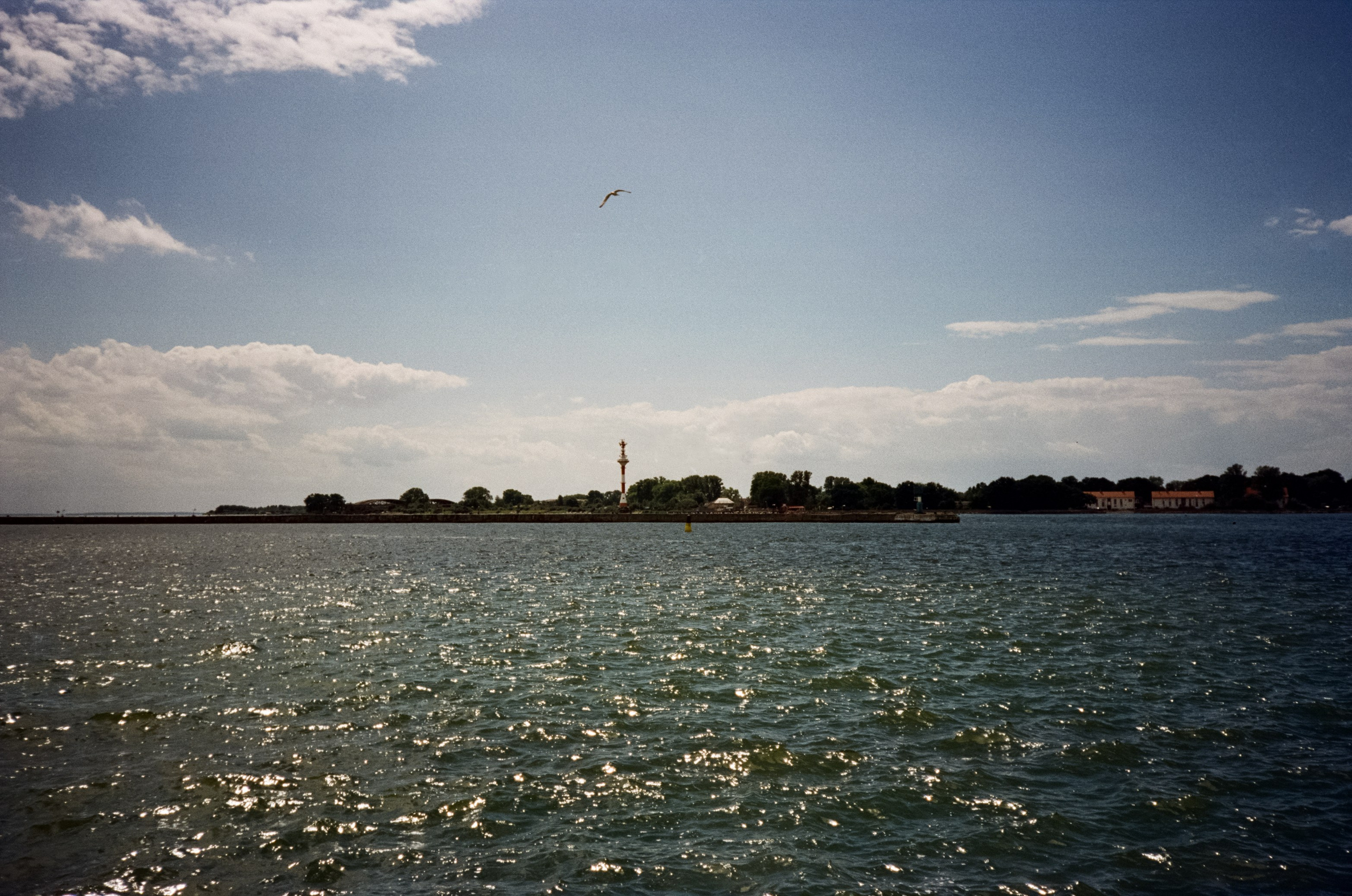 Балтийск.Море, корабли, маяк и улочки города. Фотограф-документалист Мария Осокина
