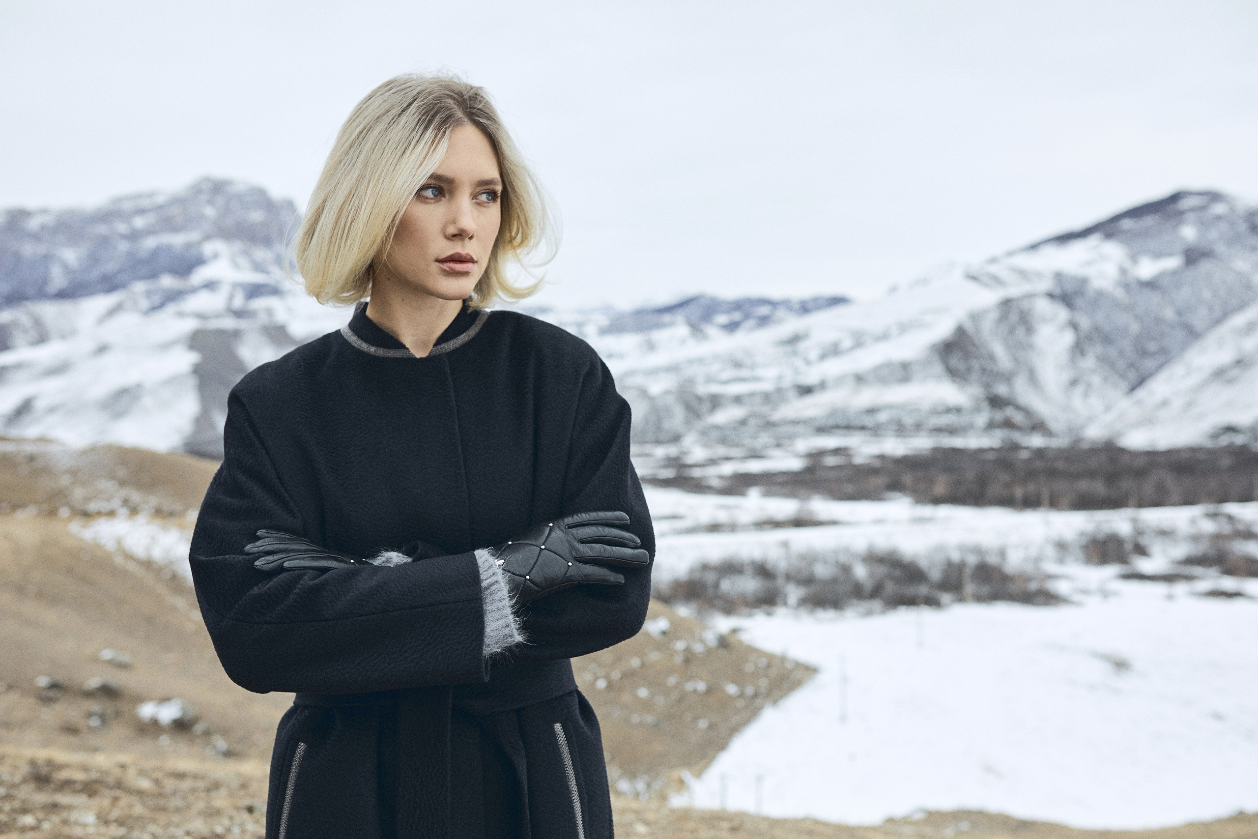 Выездная съемка для бренда одежды. Фотограф Продюсер в горах КБР / Москва  Нальчик Горы