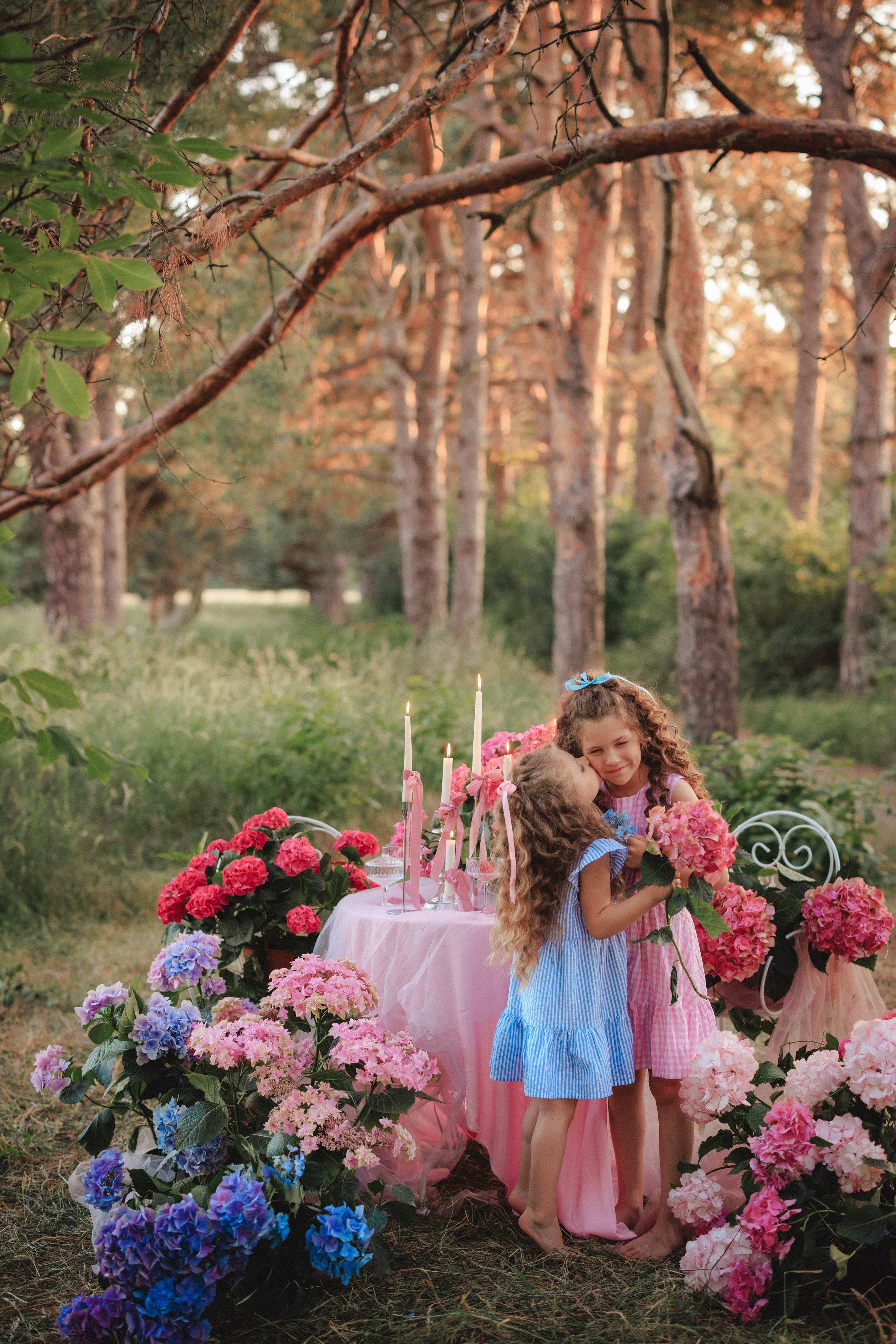 Цветочная фотосессия в лесу. Семейный и детский фотограф в Краснодаре Анна Трашкова